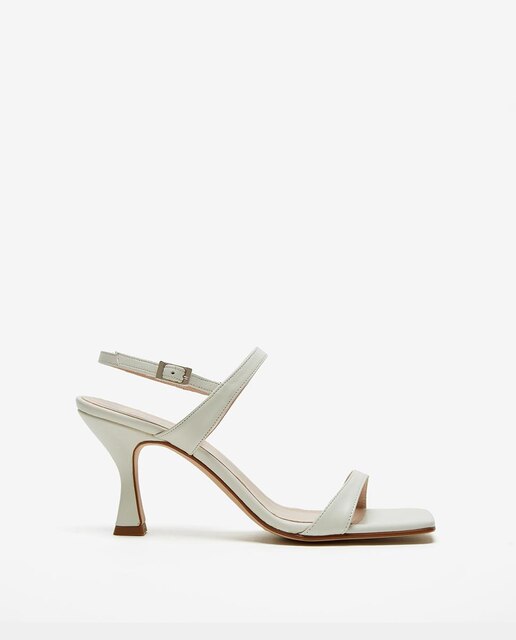 Sandalias de tacón de mujer de piel en color blanco