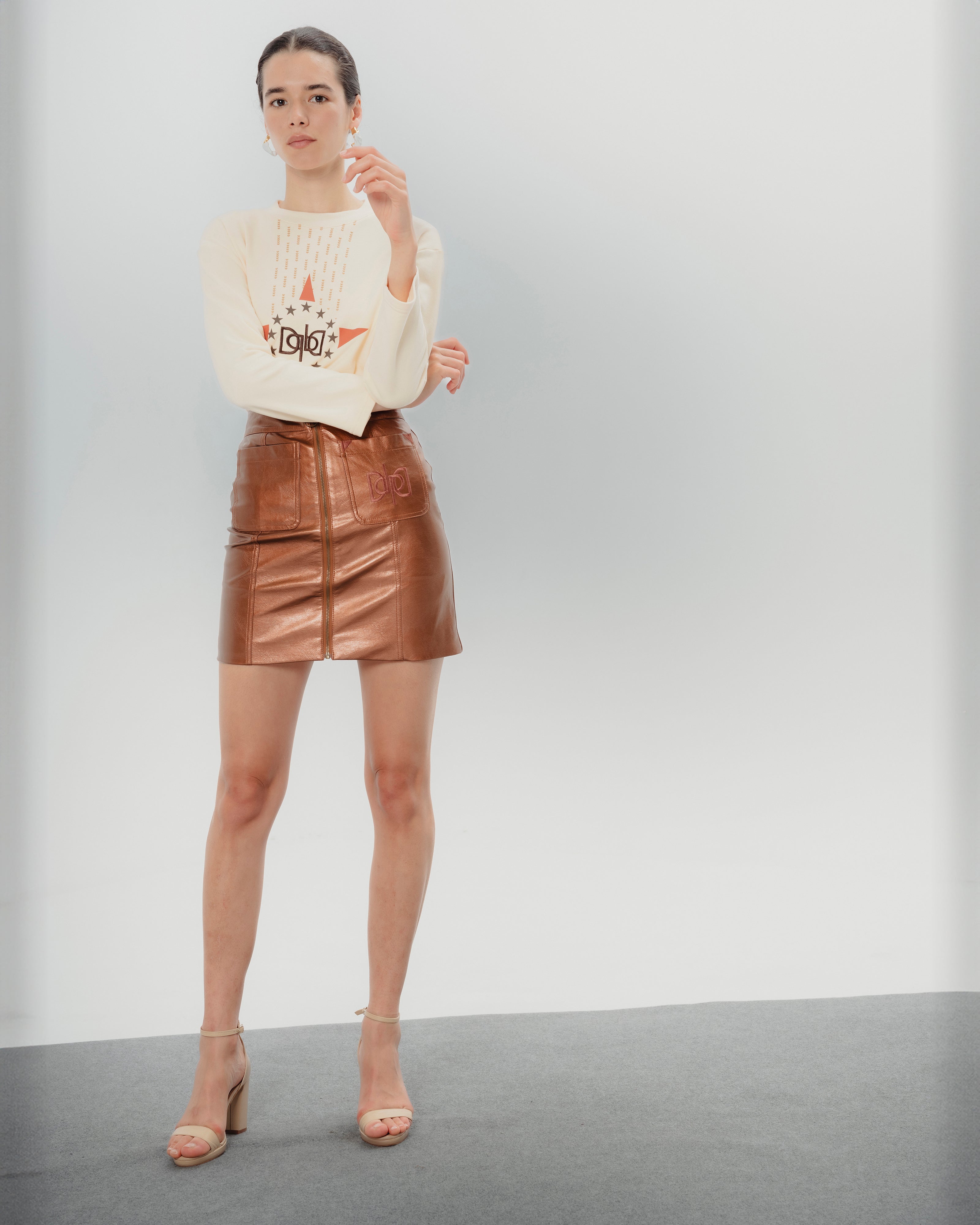 Imagen 0 de Falda mini metalizada Bella