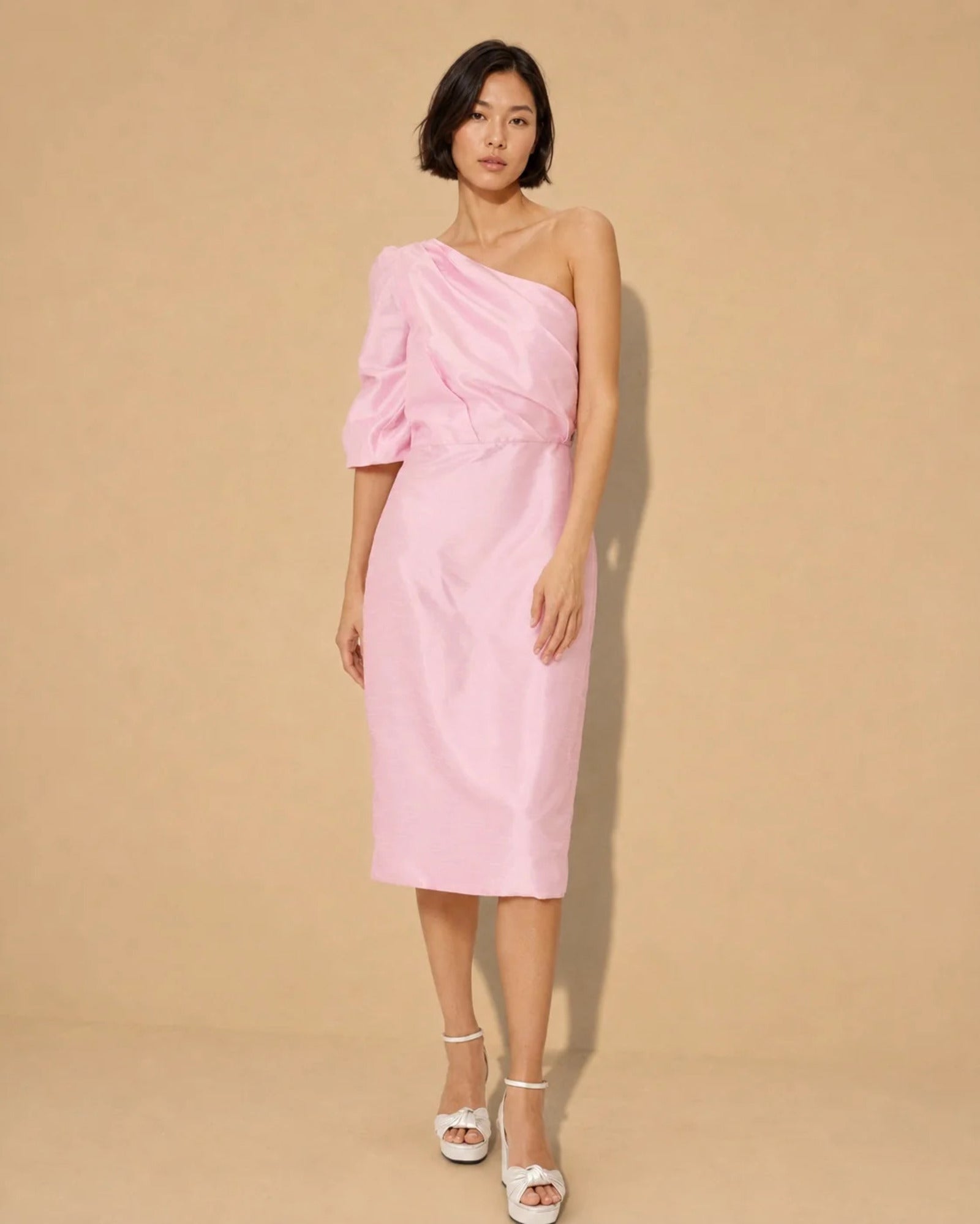 Vestido midi de mujer de satén con escote asimétrico - Niza - Rosa Rosa-2