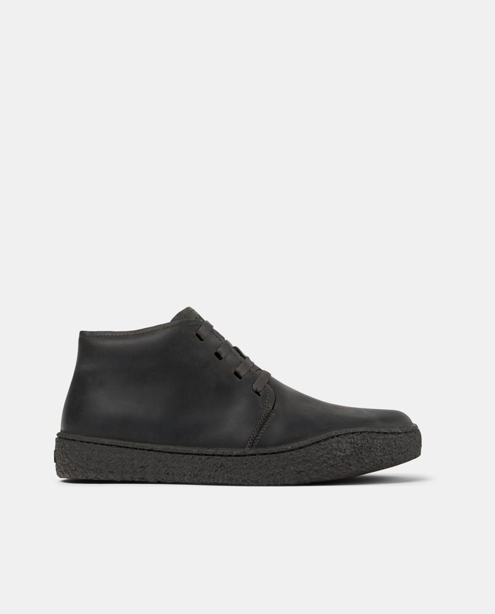 Imagen 0 de Botines de hombre de piel peu terreno con cordones Gris