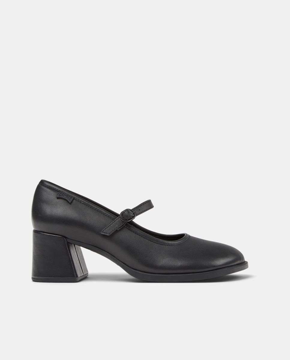 Camper - Mocasines de mujer Kora con tira de hebilla.