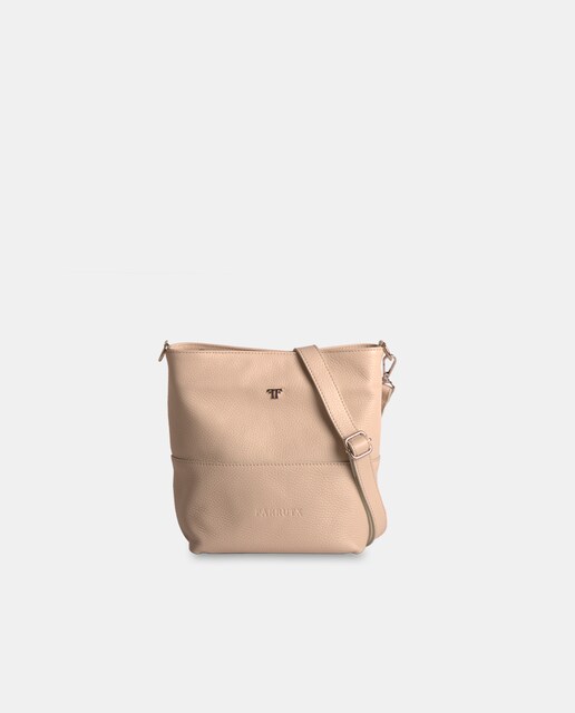 Imagen 0 de Bolso bandolera confeccionado en piel bombeada
