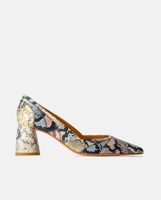 Imagen 0 de Zapatos de salón de mujer de escote redondo y punta fina