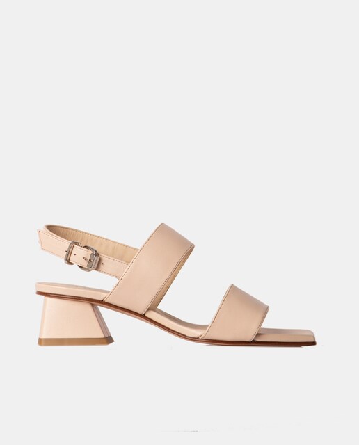 Imagen 0 de Sandalias abiertas de mujer de napa