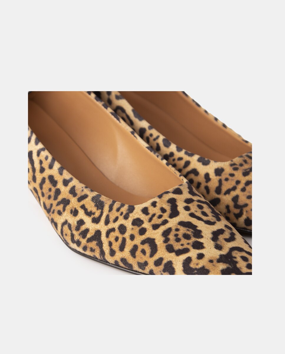 Zapatos de salón confeccionados en serraje y piel grabado lagarto - Farrutx - Estampado Estampado-4