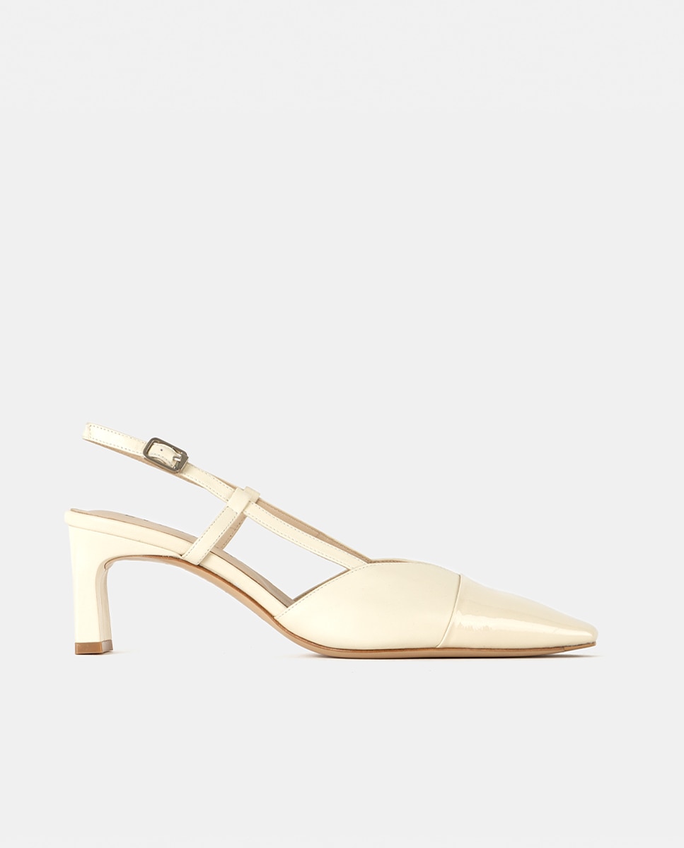 Farrutx - Zapatos de salón de mujer confeccionados en charol.