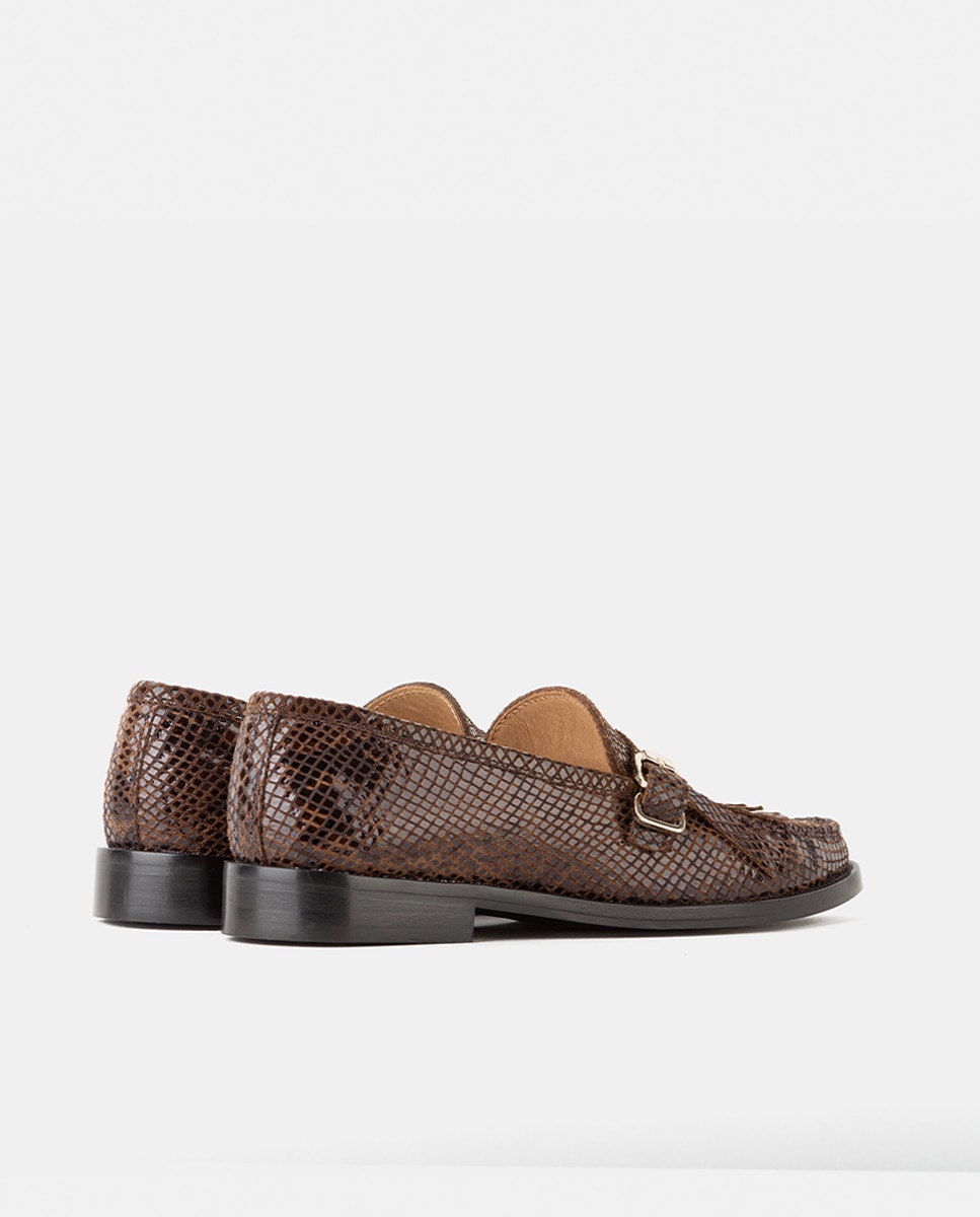 Mocasín de mujer con antifaz elaborado en piel grabada con suela de cuerolite cosida - Farrutx - Estampado Estampado-4