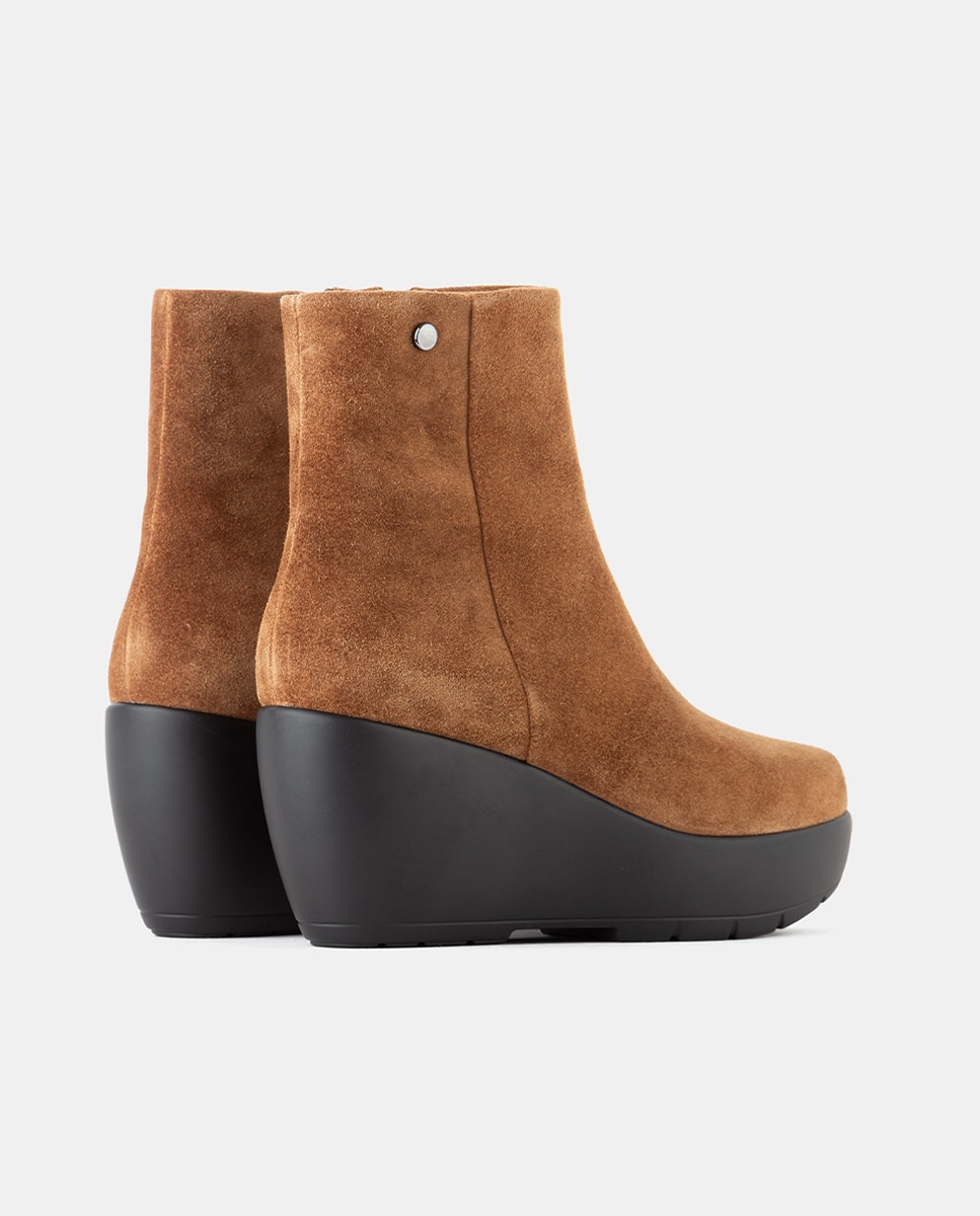Botines de mujer confeccionados en velour con cremallera interior y cuña 14 cm - Farrutx - Cuero Cuero-4