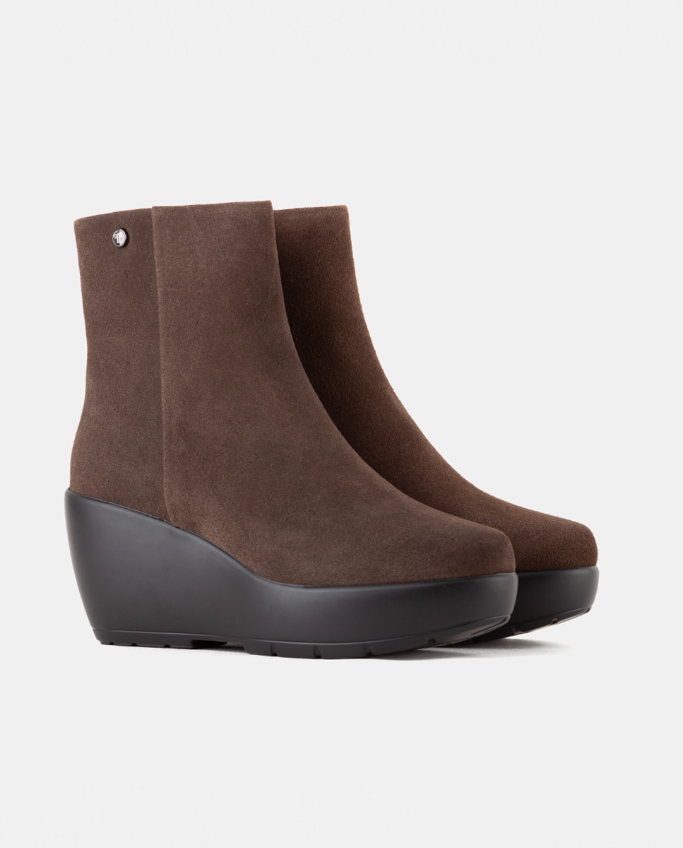 Botines de mujer confeccionados en velour con cremallera interior y cuña 14 cm - Farrutx - Ébano Ébano-3