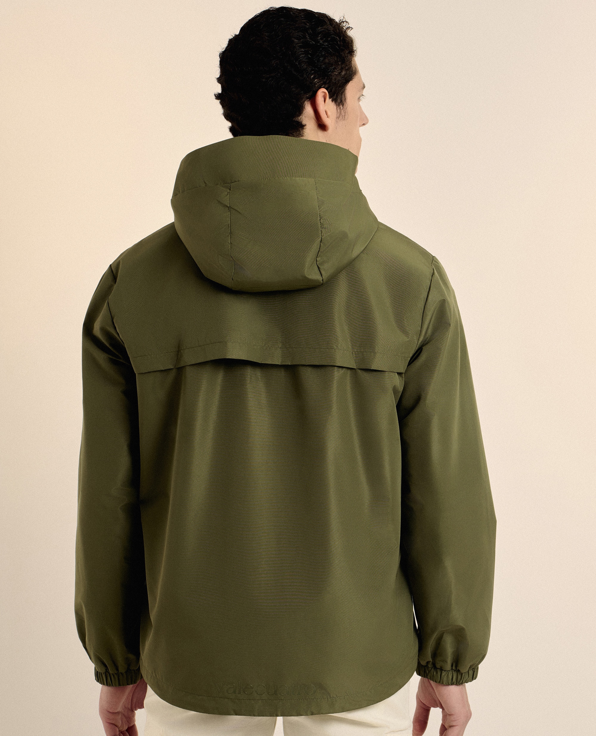 Chubasquero de hombre cortavientos con capucha - Valecuatro - Verde Oliva Verde Oliva-2