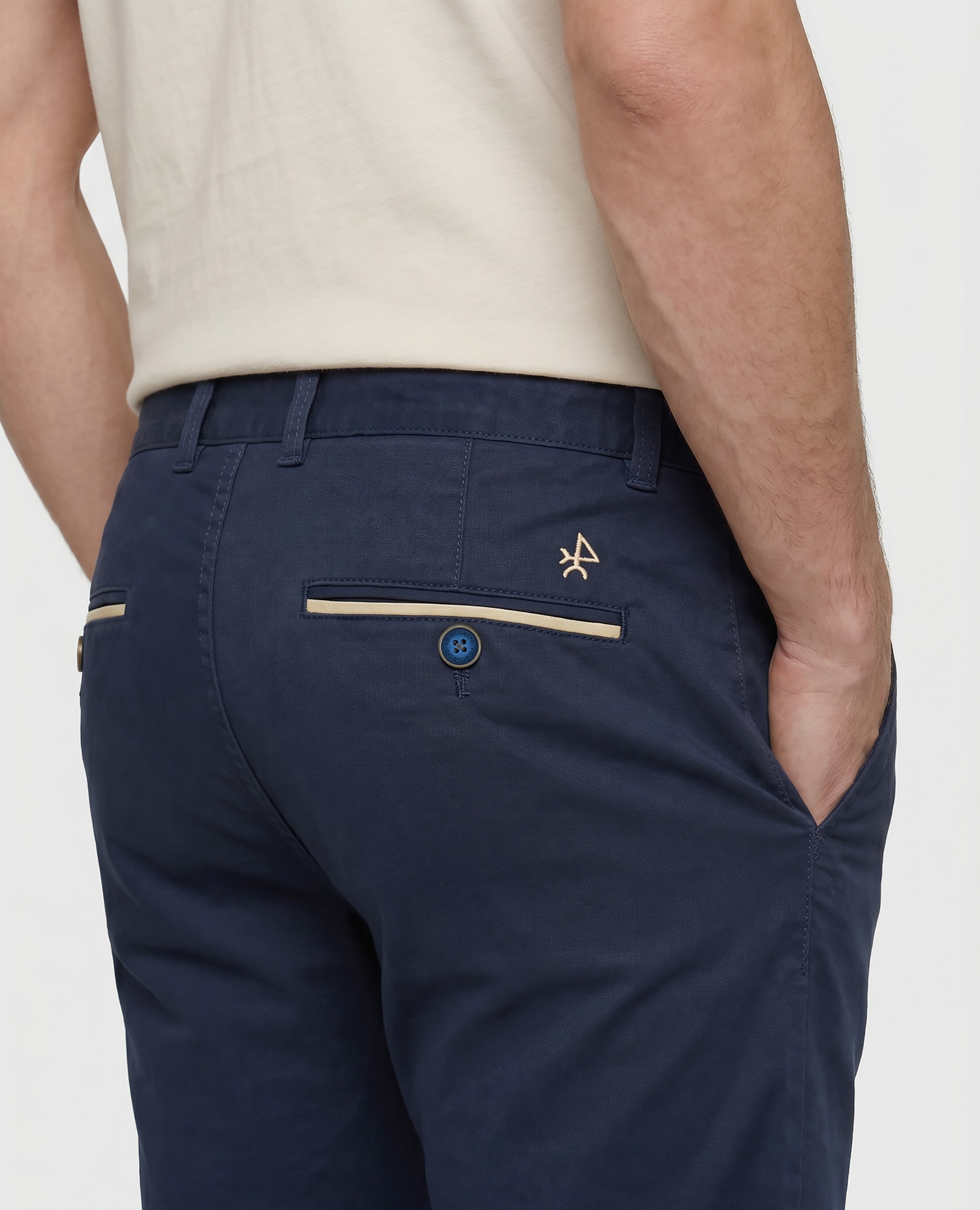 Chino de hombre corte regular fit - Valecuatro - Azul marino Azul marino-4