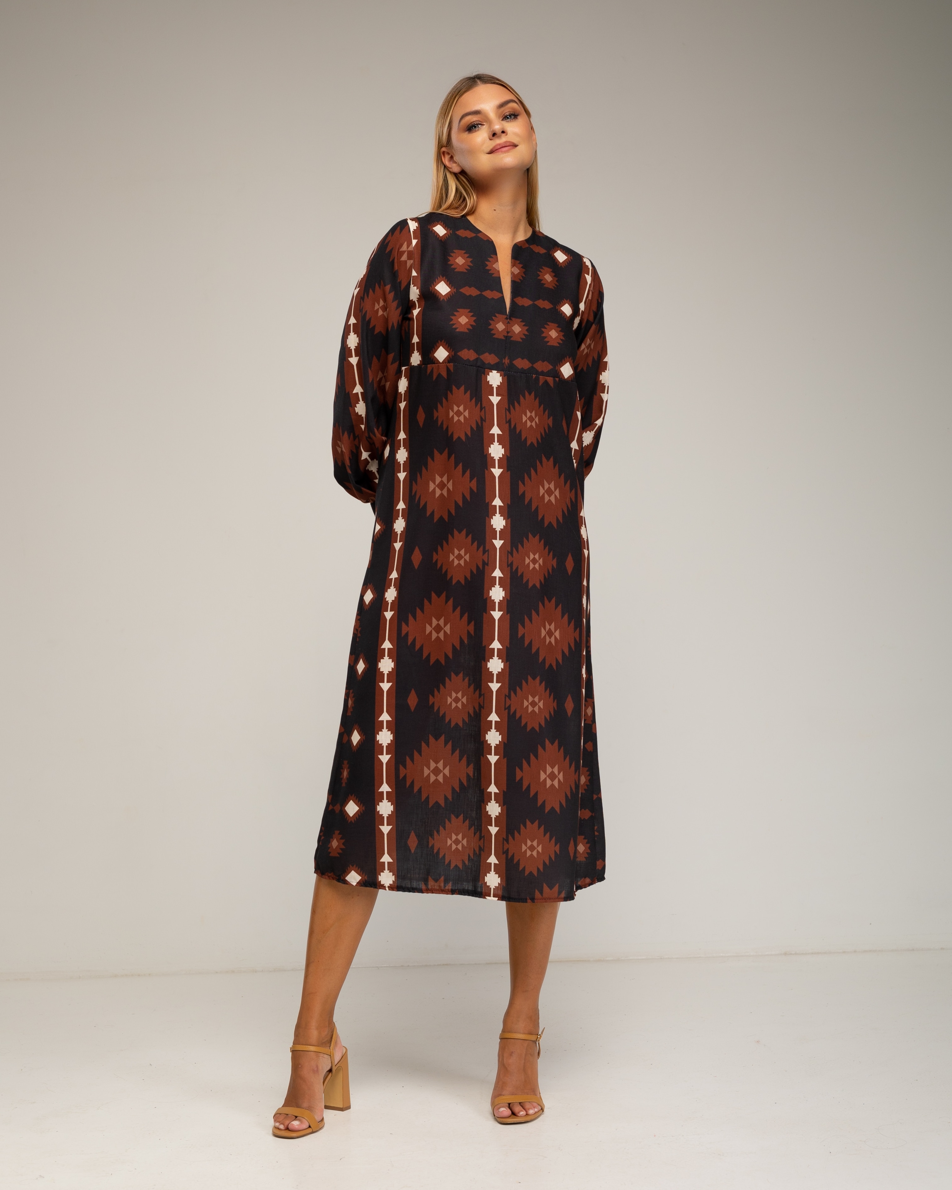 Vestido midi con lino, estampado etnico tipo túnica - Tantra - Marrón Marrón-2