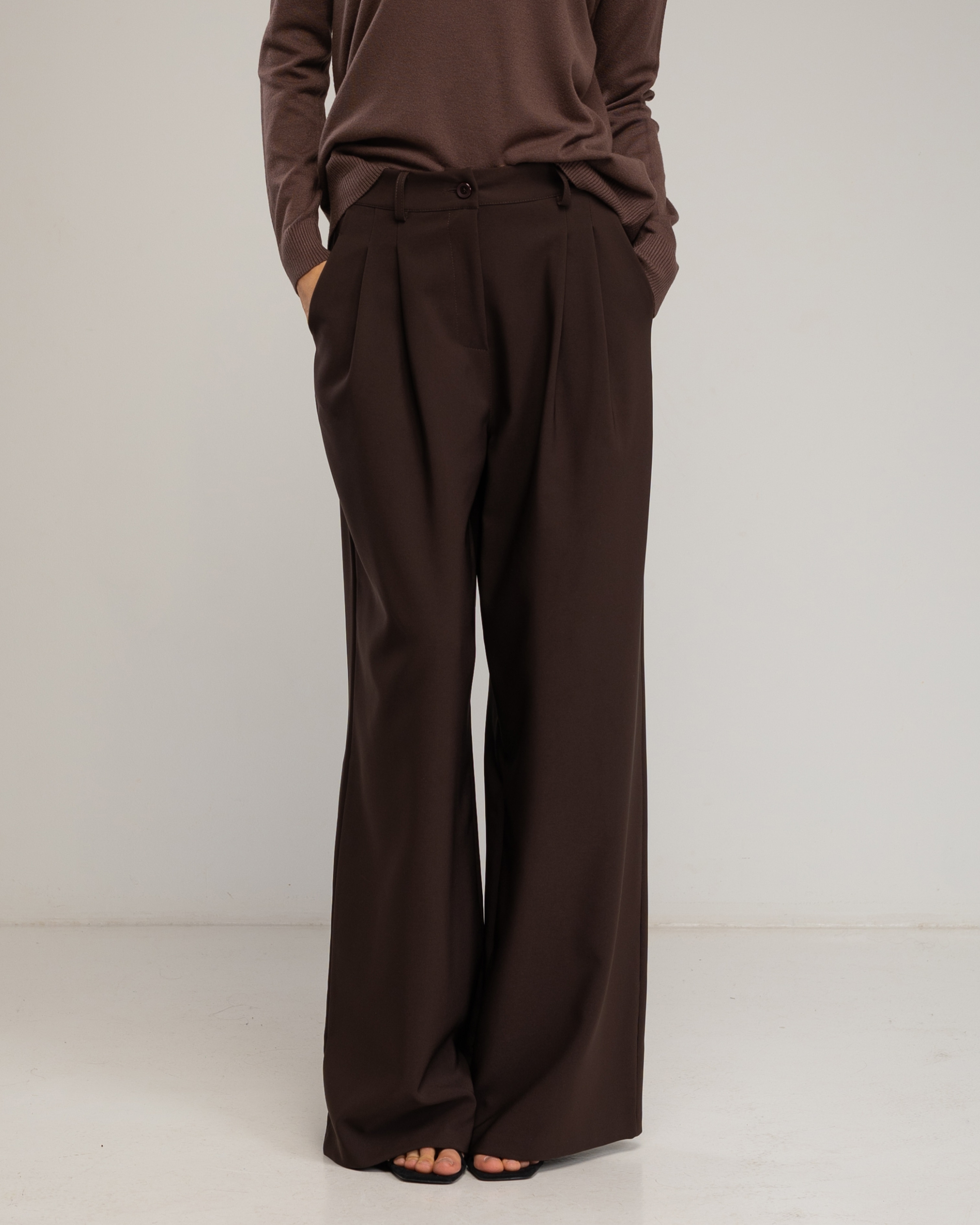 Pantalón de mujer de vestir amplio con pinzas - Tantra - Marrón oscuro Marrón oscuro-4