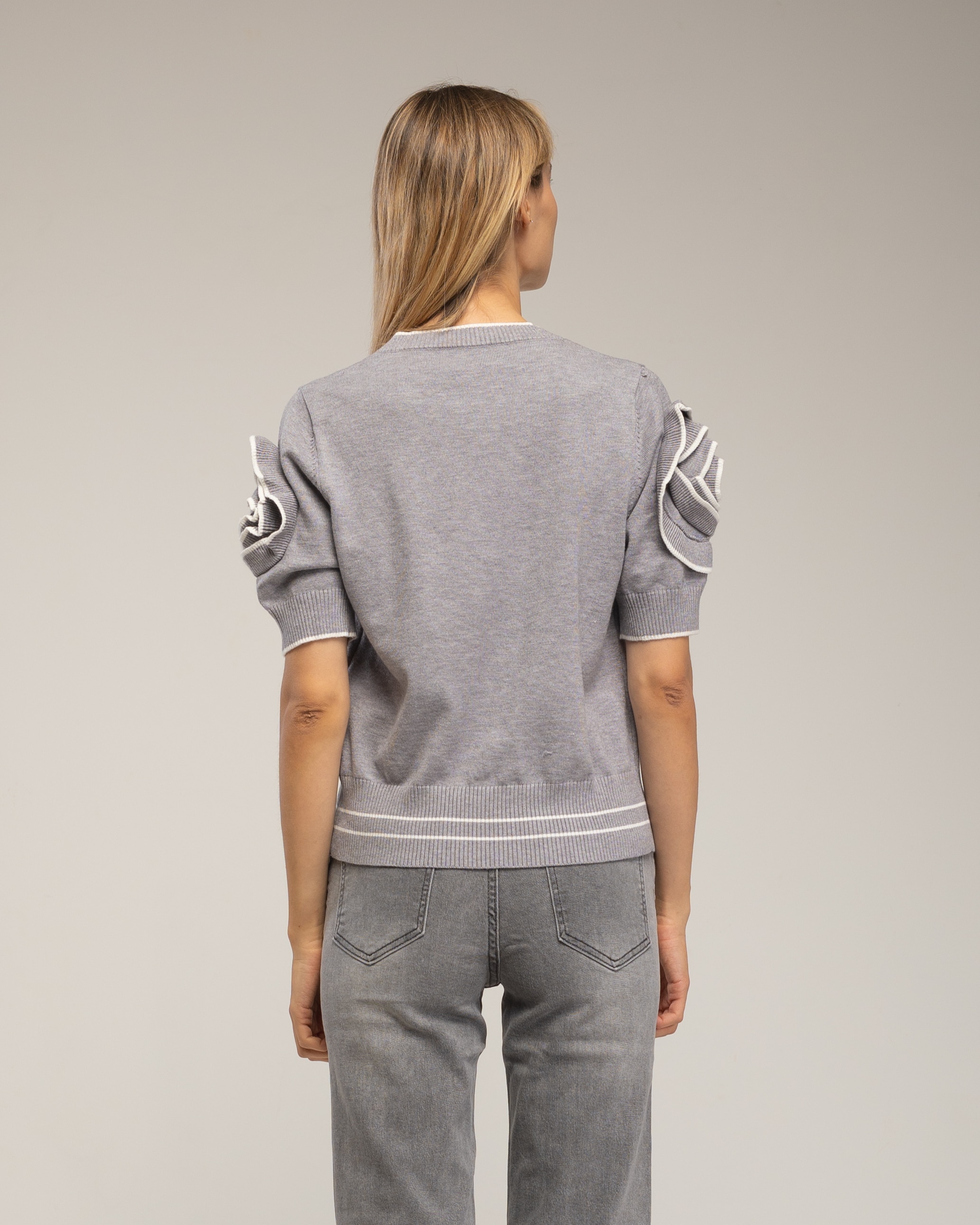 Jersey de mujer ¡manga corta con flor en las mangas - Tantra - Gris Gris-2