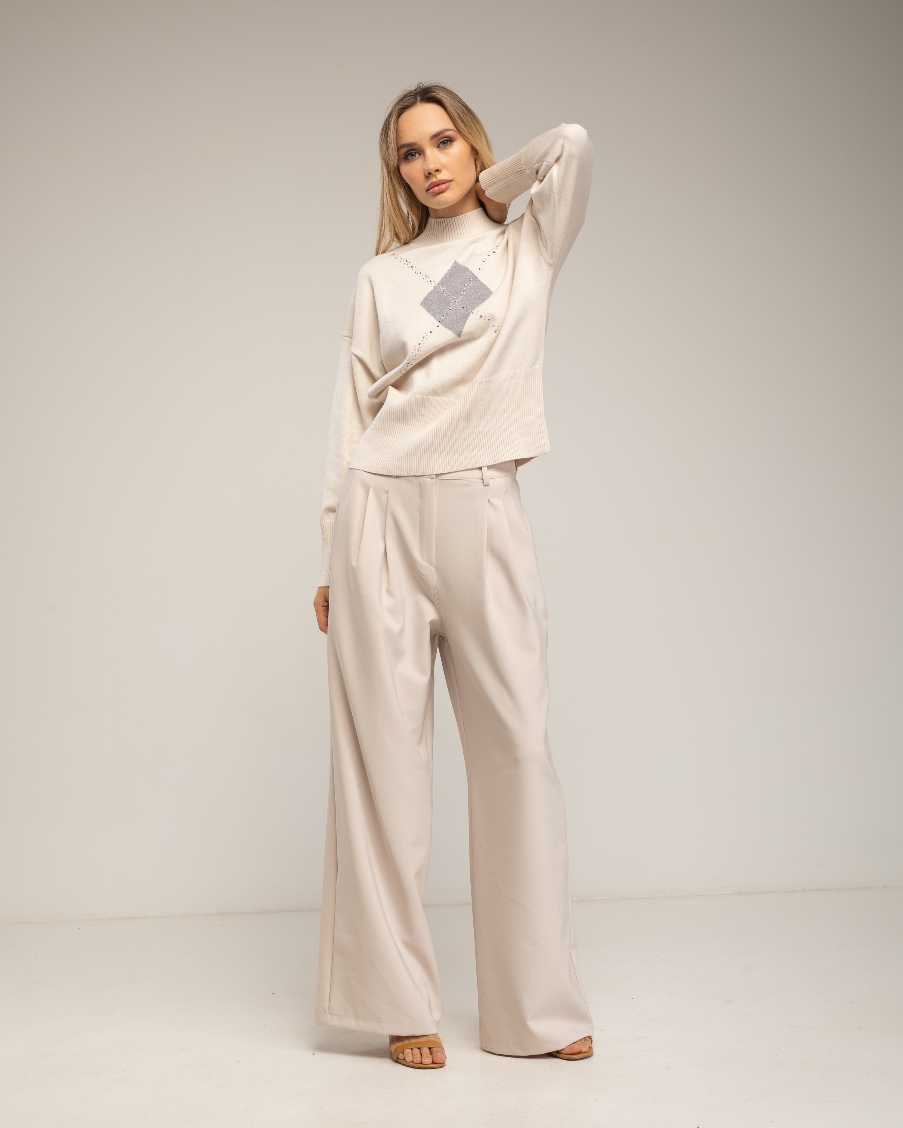 Jersey de mujer con rombo y detalles de strass - Tantra - Crudo Crudo-4