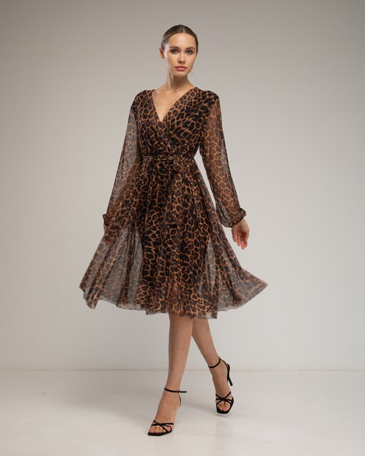 Imagen 0 de Vestido de tul de animal print con cuello pico