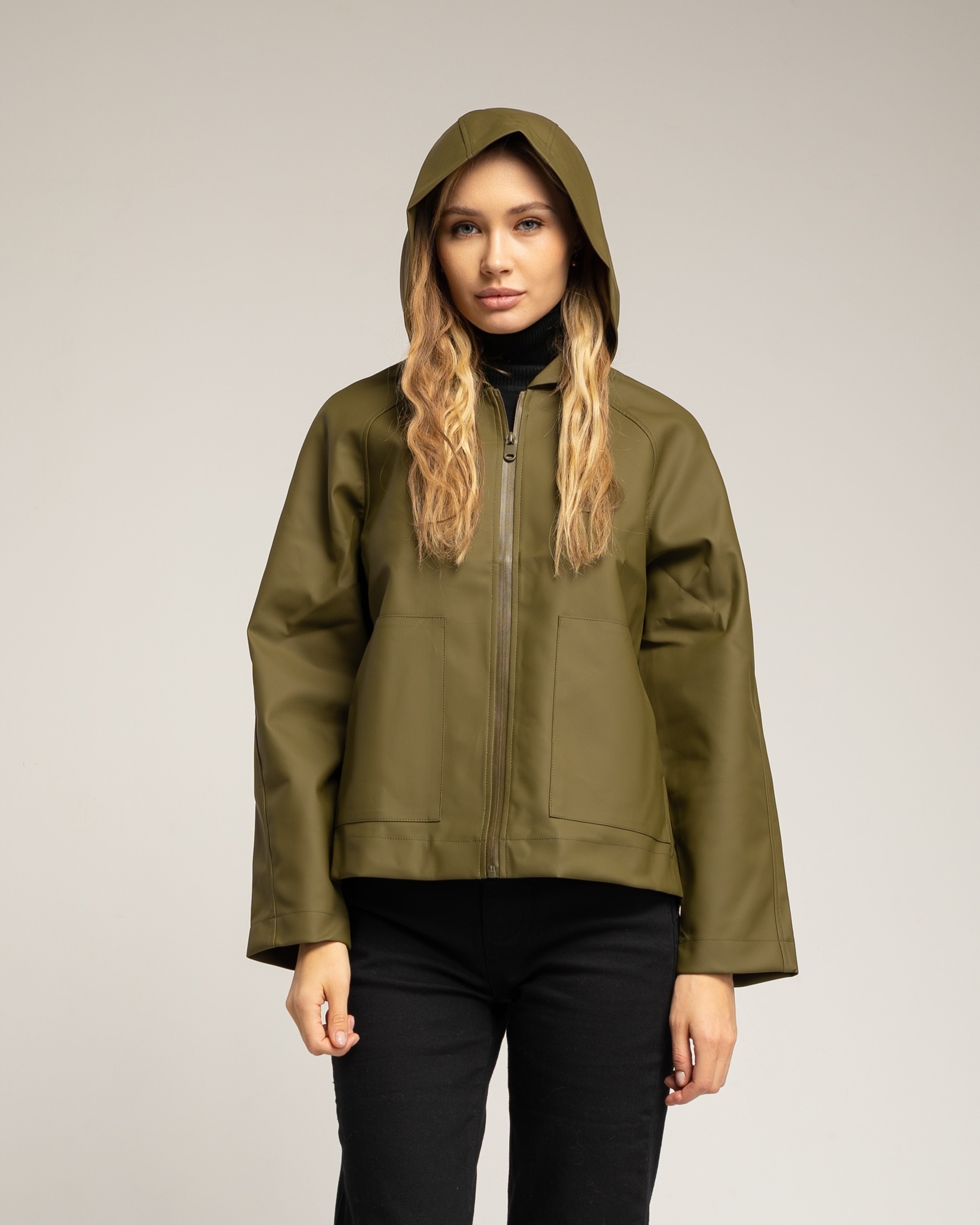 Chaqueta de mujer impermeable con capucha - Tantra - Verde militar Verde militar-1