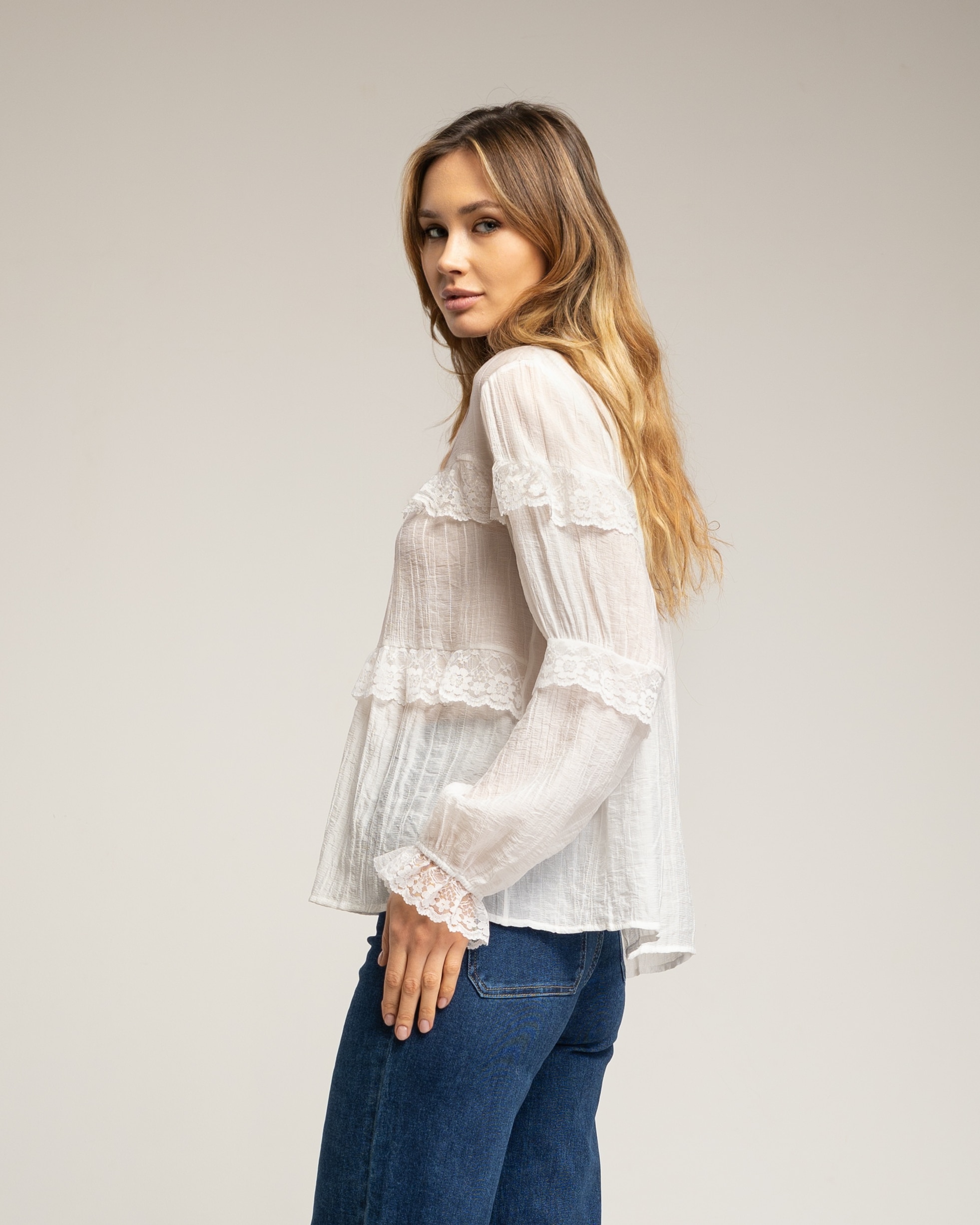 Blusa de mujer semitransparente con encaje - Tantra - Blanco Blanco-3