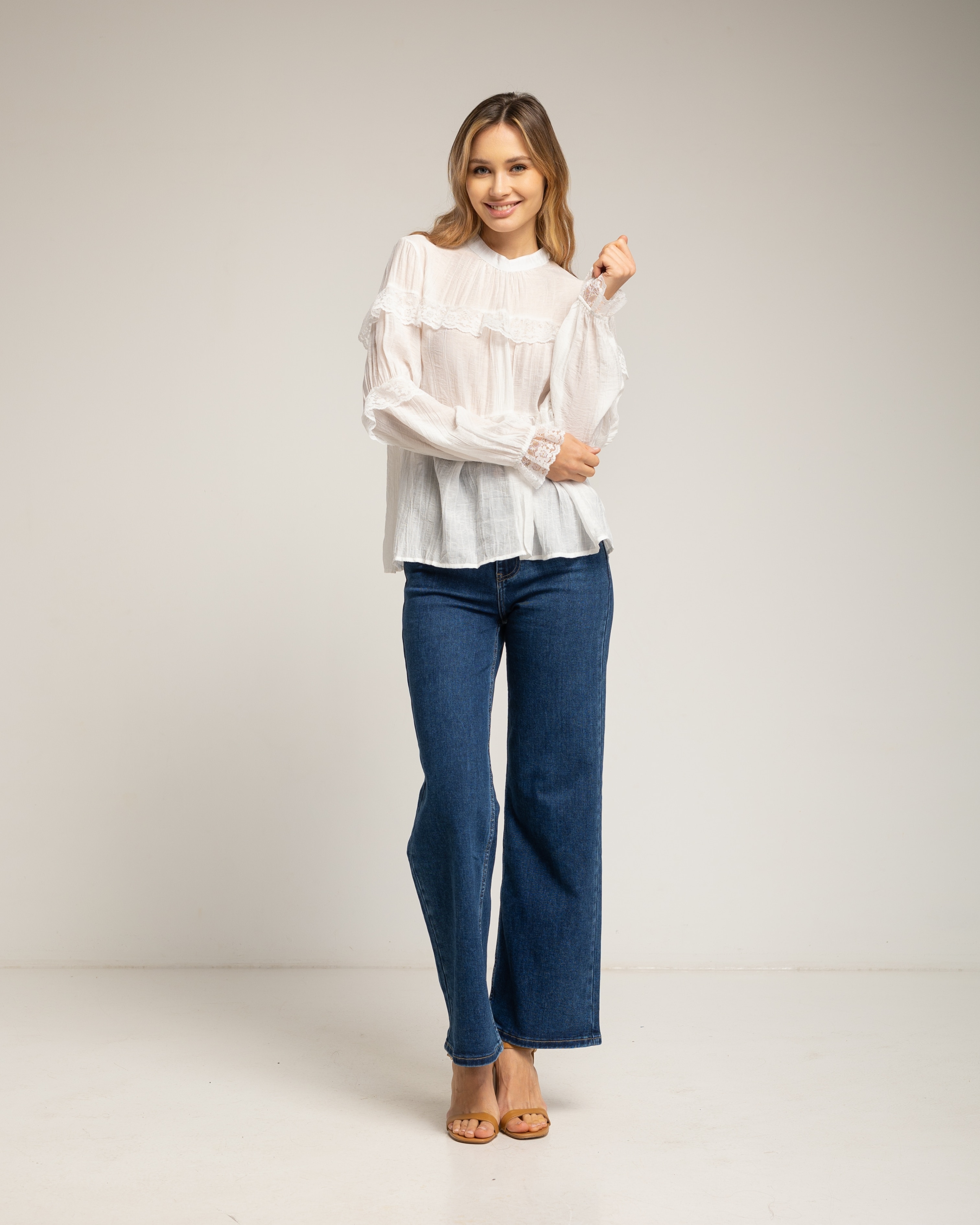 Blusa de mujer semitransparente con encaje - Tantra - Blanco Blanco-4