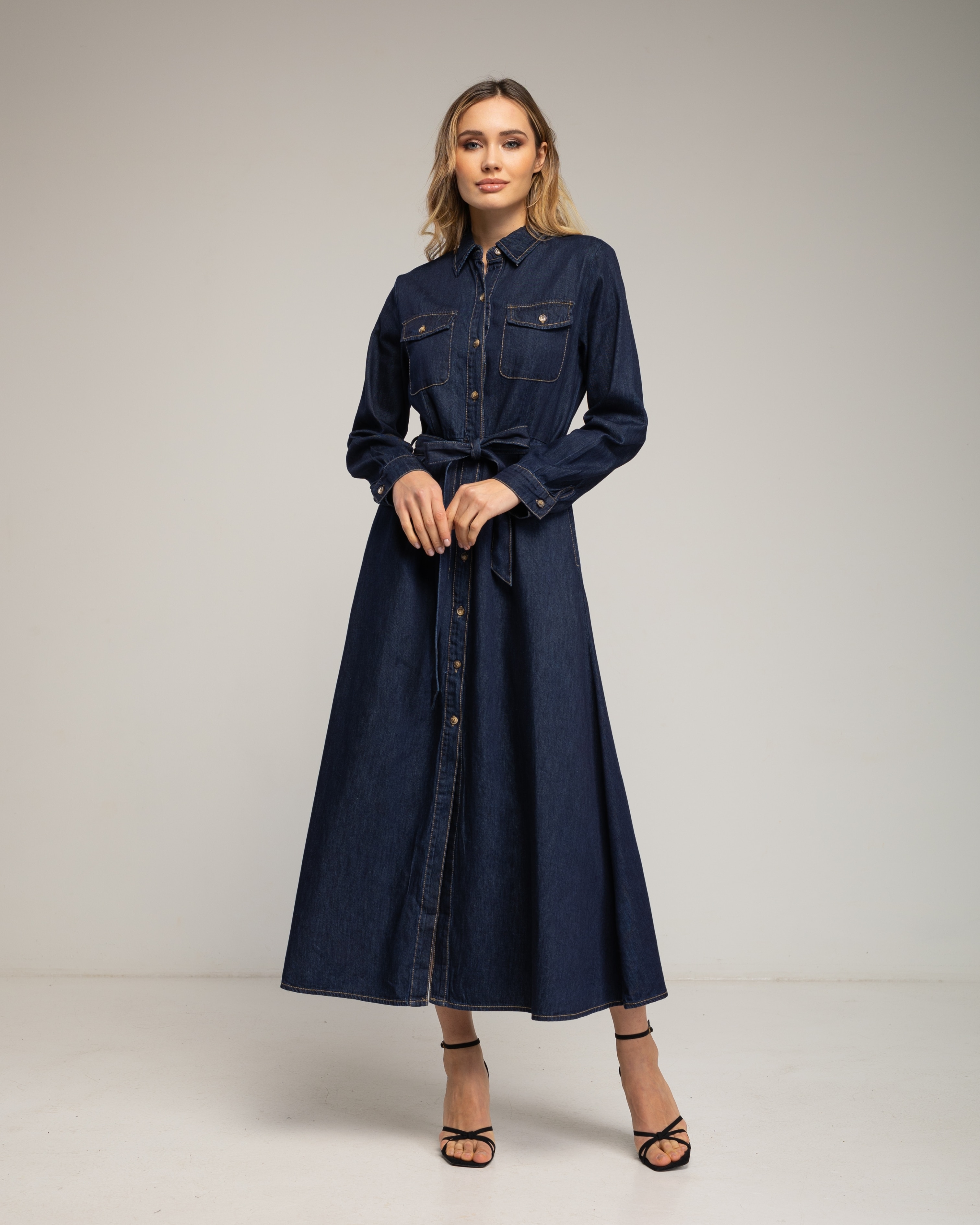 Tantra - Vestido camisero de algodón midi con bolsillos en el pecho.