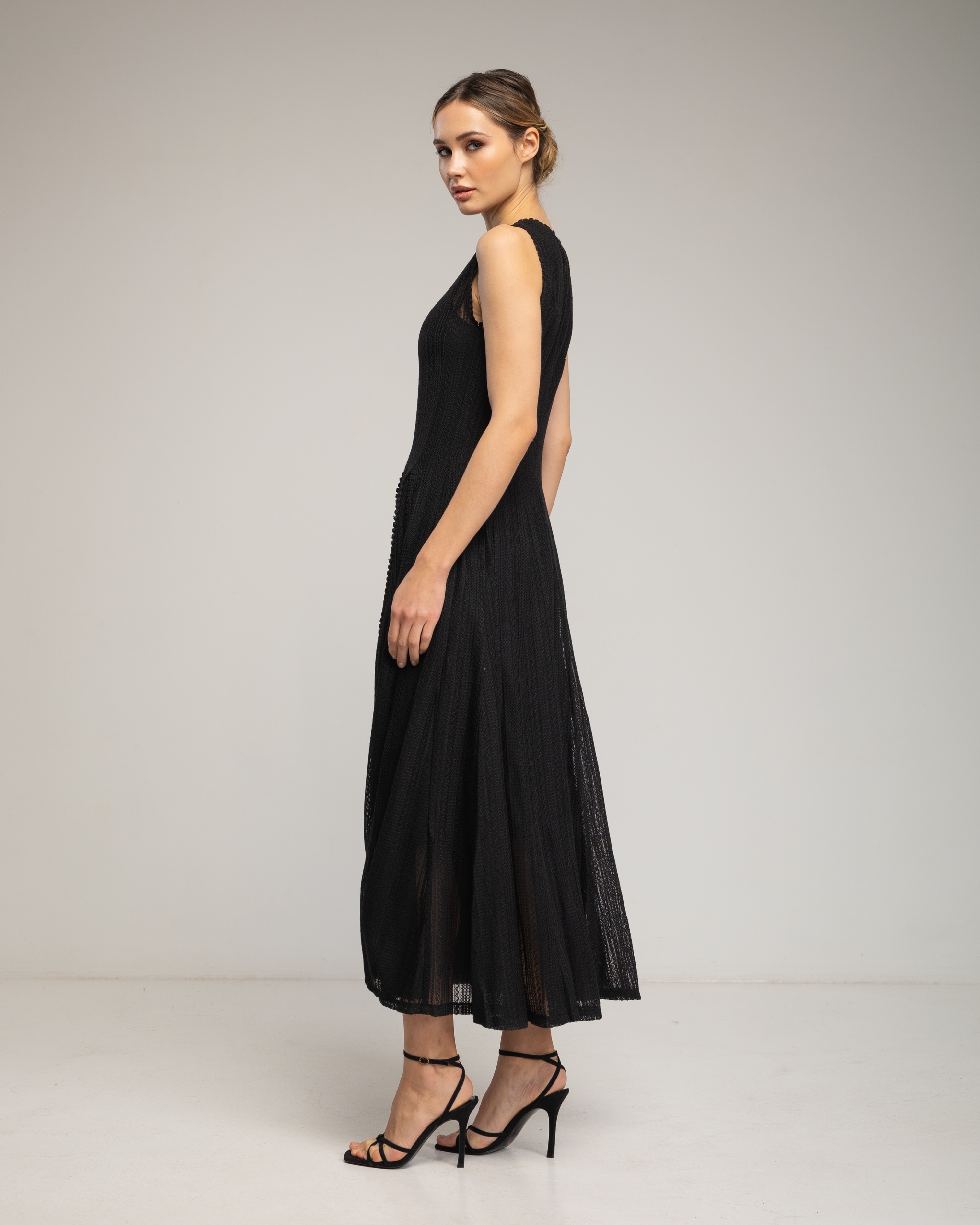 Vestido midi con algodón sin mangas de encaje con textura - Tantra - Negro Negro-2