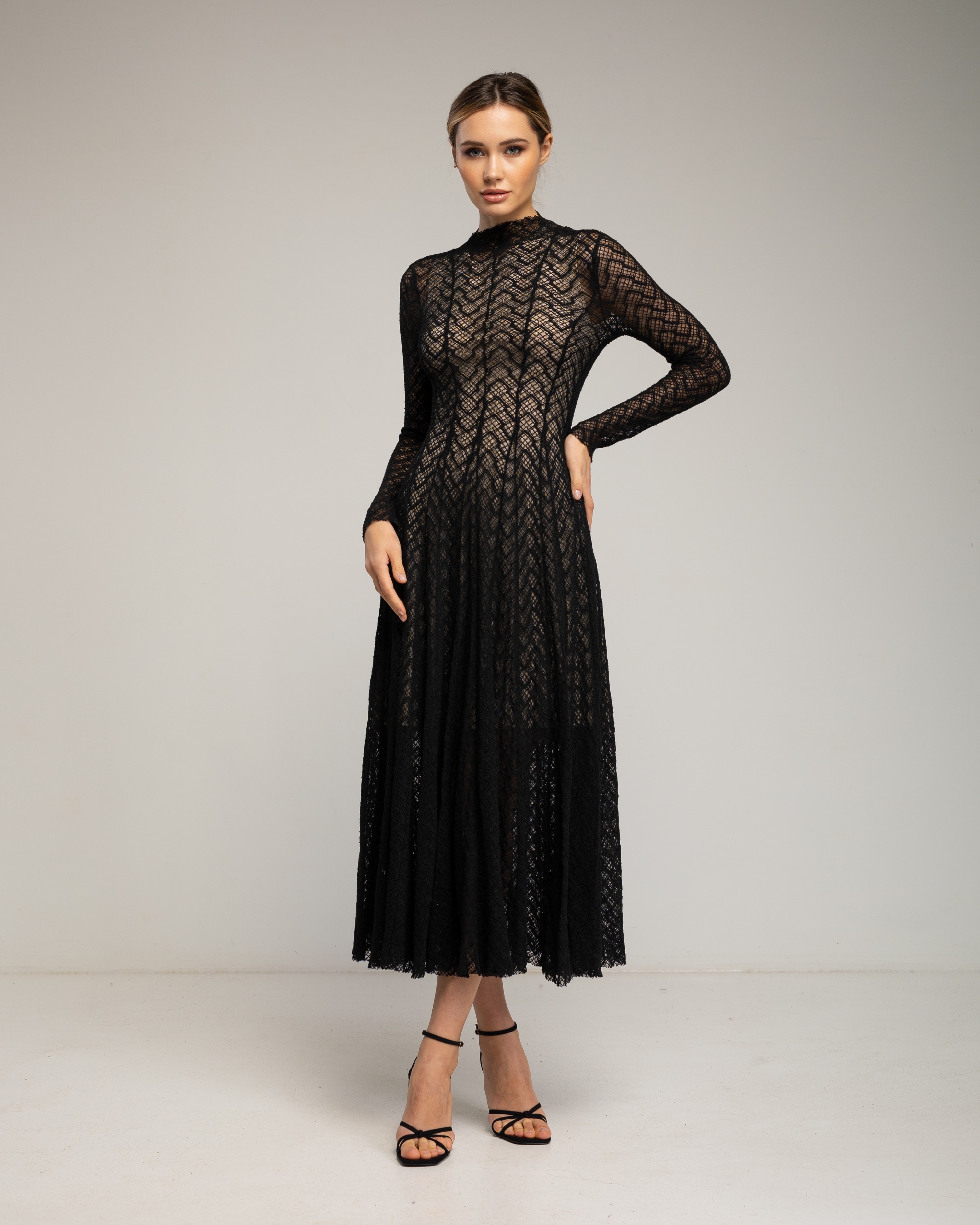 Vestido midi con algodón de manga larga de encaje con textura - Tantra - Negro Negro-1