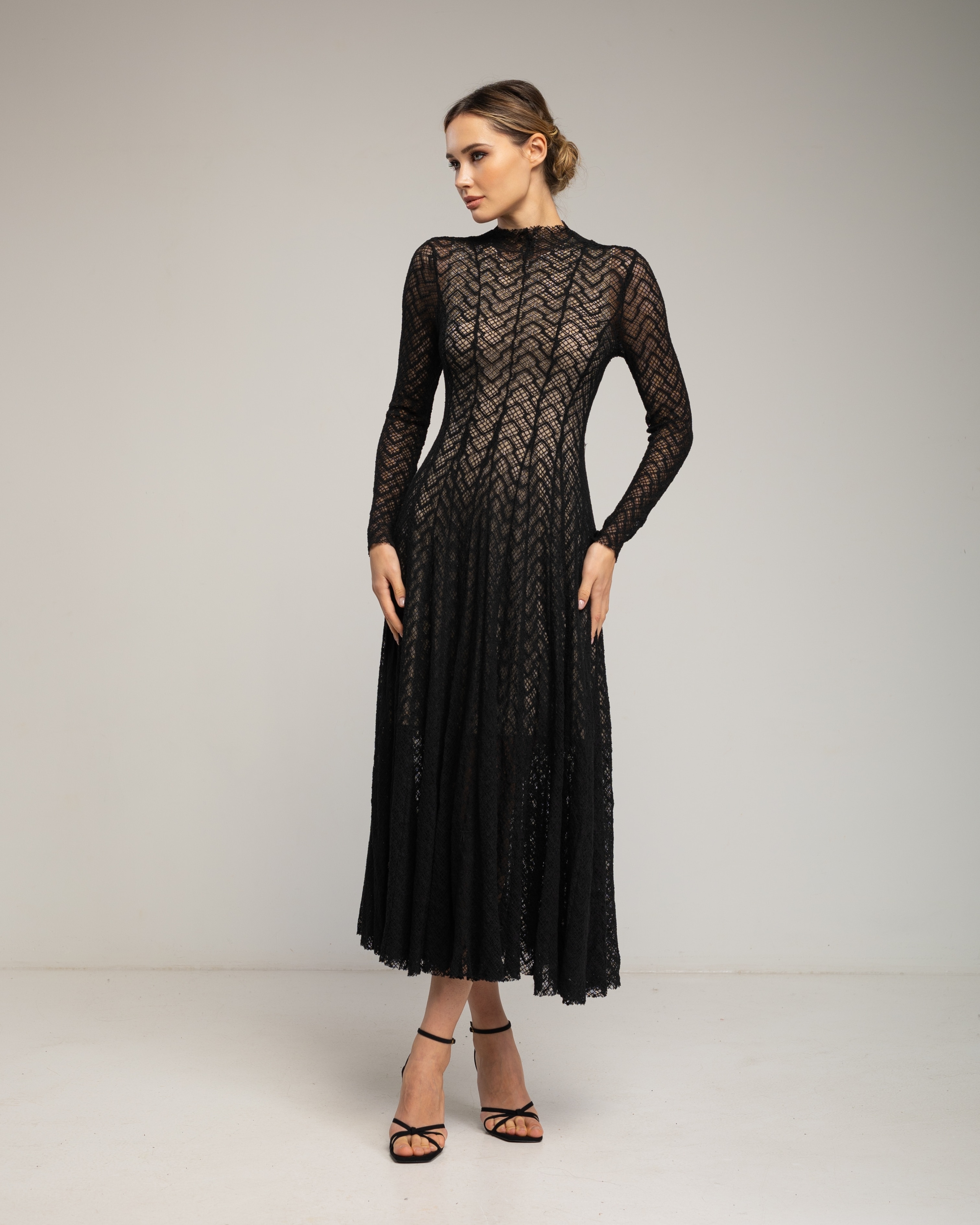 Vestido midi con algodón de manga larga de encaje con textura - Tantra - Negro Negro-2