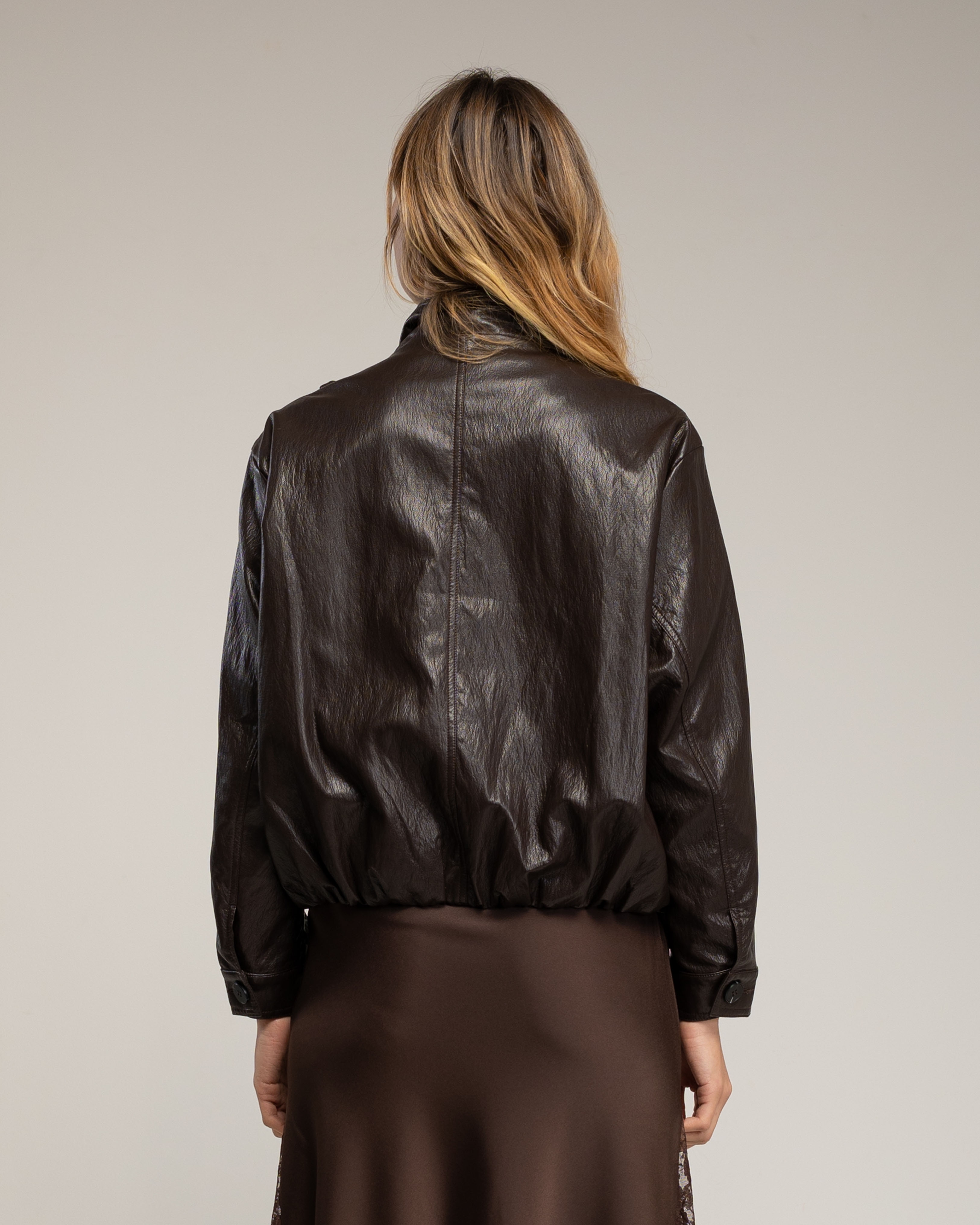 Bomber de mujer de polipiel amplia con doble botonadura - Tantra - Marrón oscuro Marrón oscuro-2