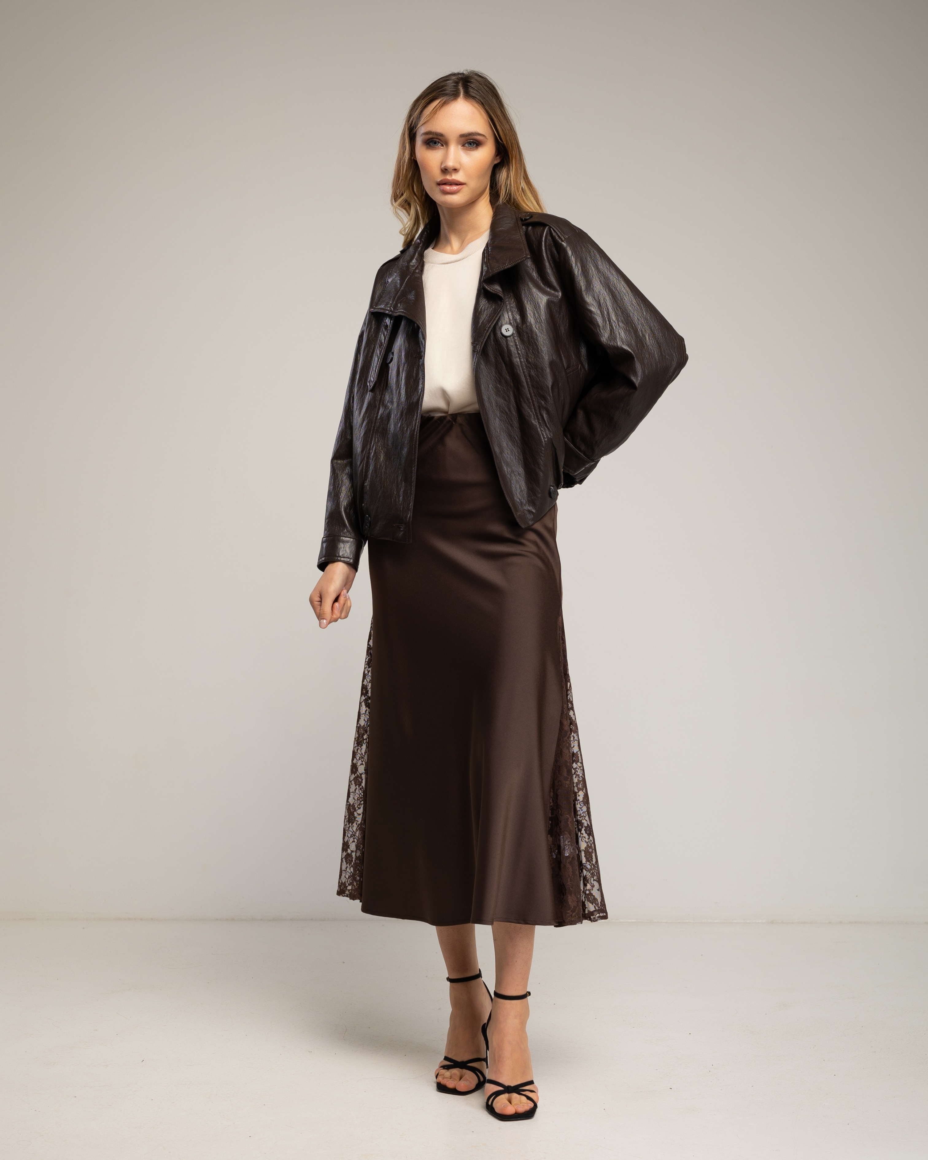 Bomber de mujer de polipiel amplia con doble botonadura - Tantra - Marrón oscuro Marrón oscuro-4