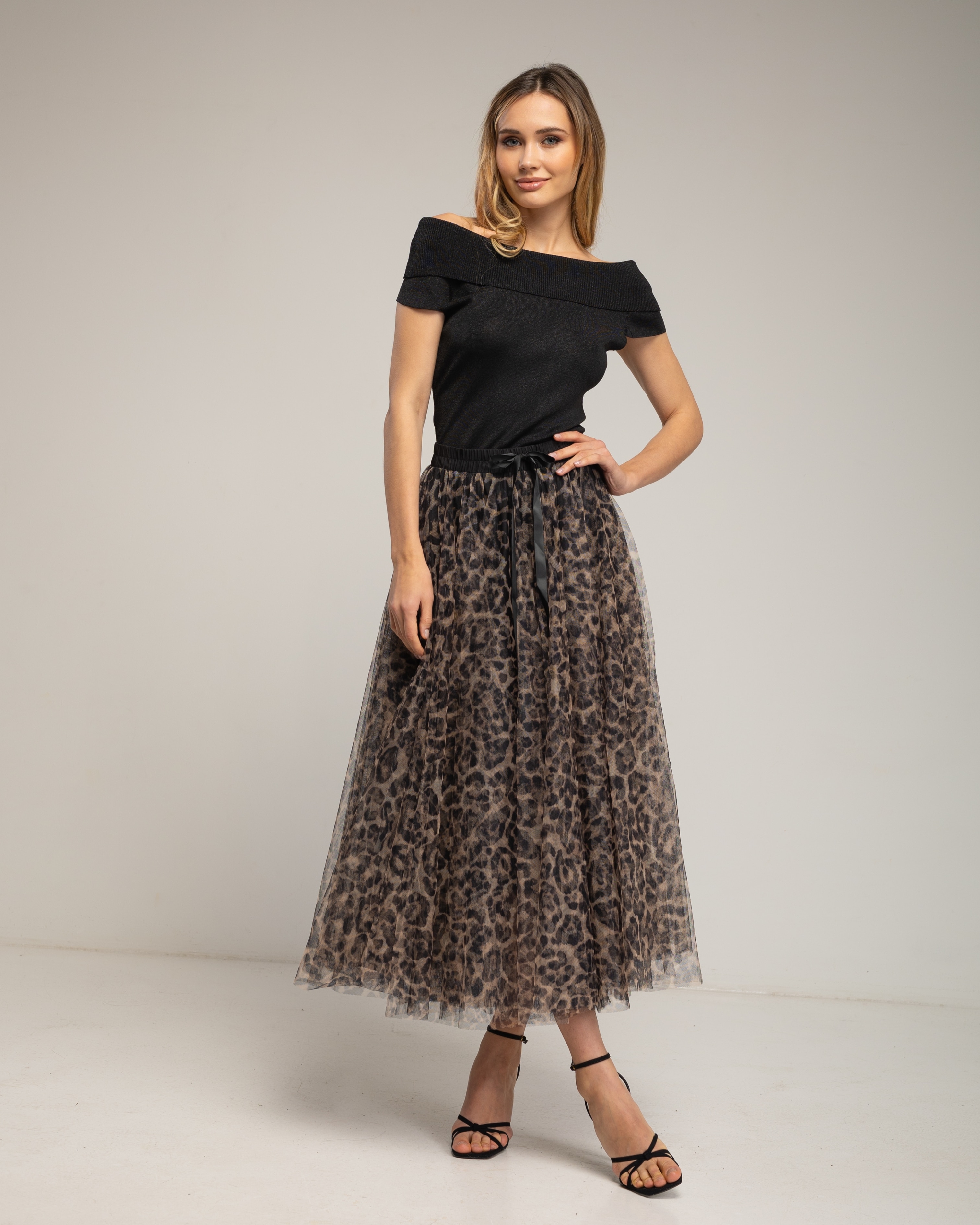 Tantra - Falda midi de tul con varias capas, corte en A, de animal print.