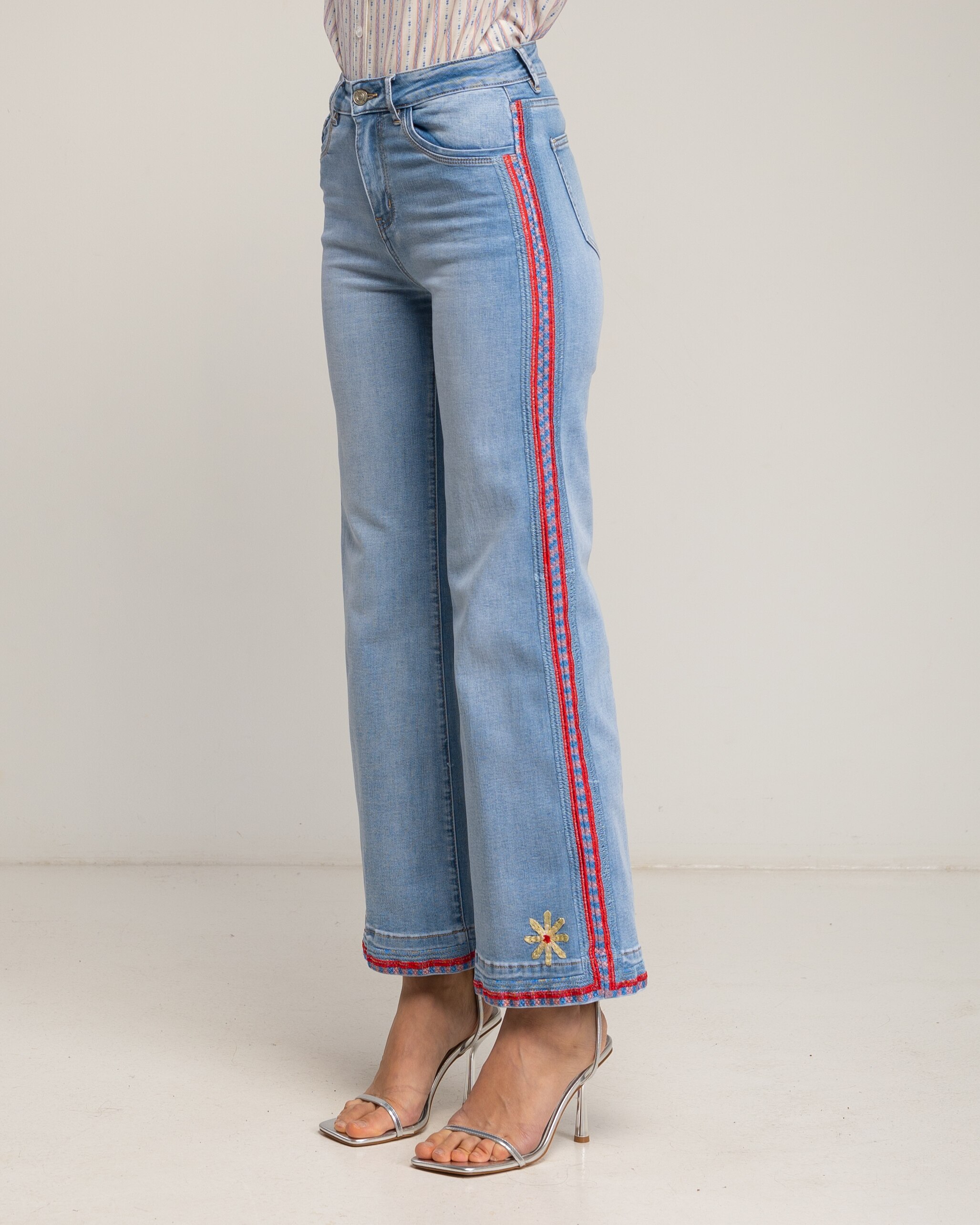 Vaqueros de mujer de corte recto push up con bordado lateral - Tantra - Azul Azul-4