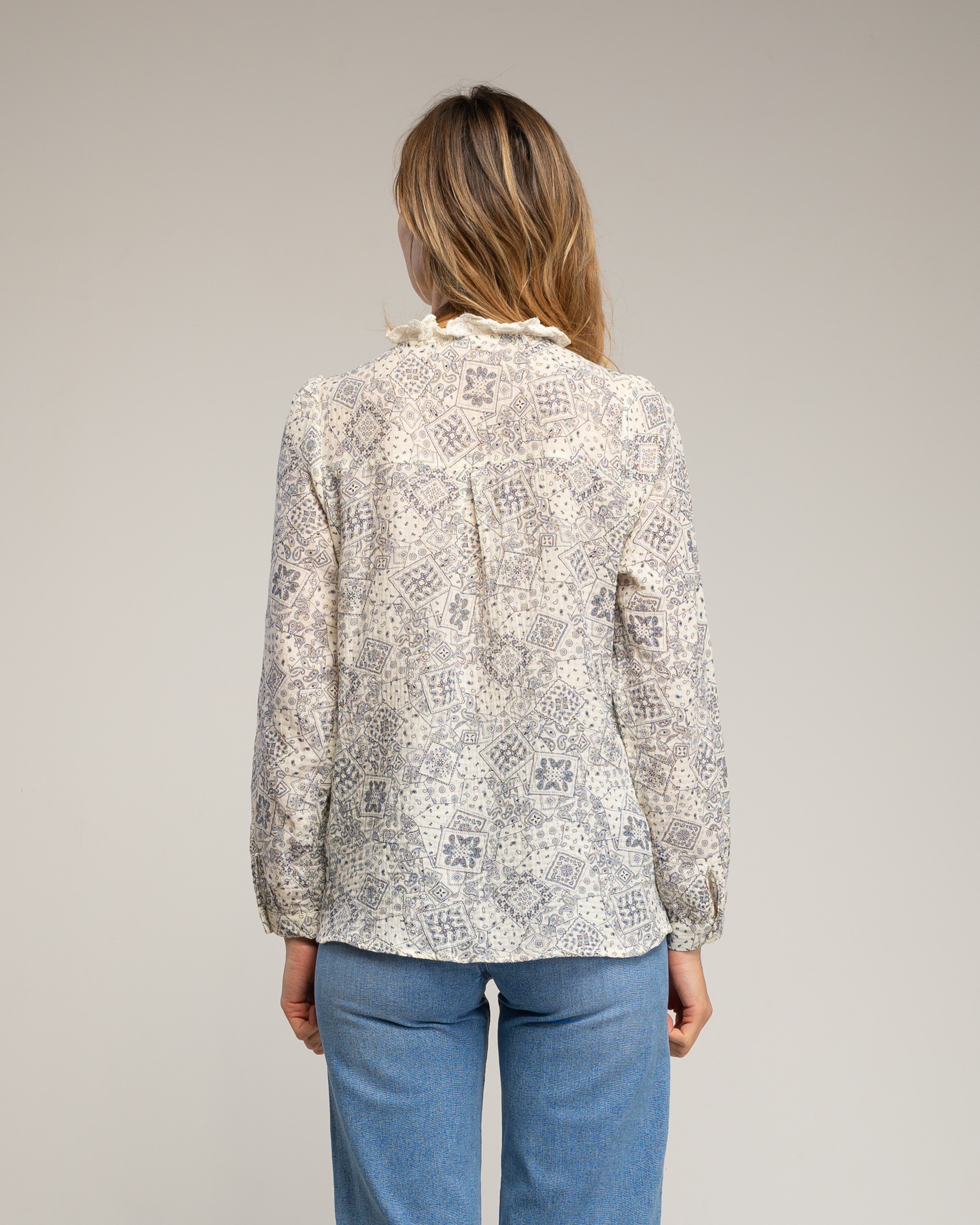 Camisa de mujer de algodón estampada con vainica en el pecho - Tantra - Blanco Blanco-2