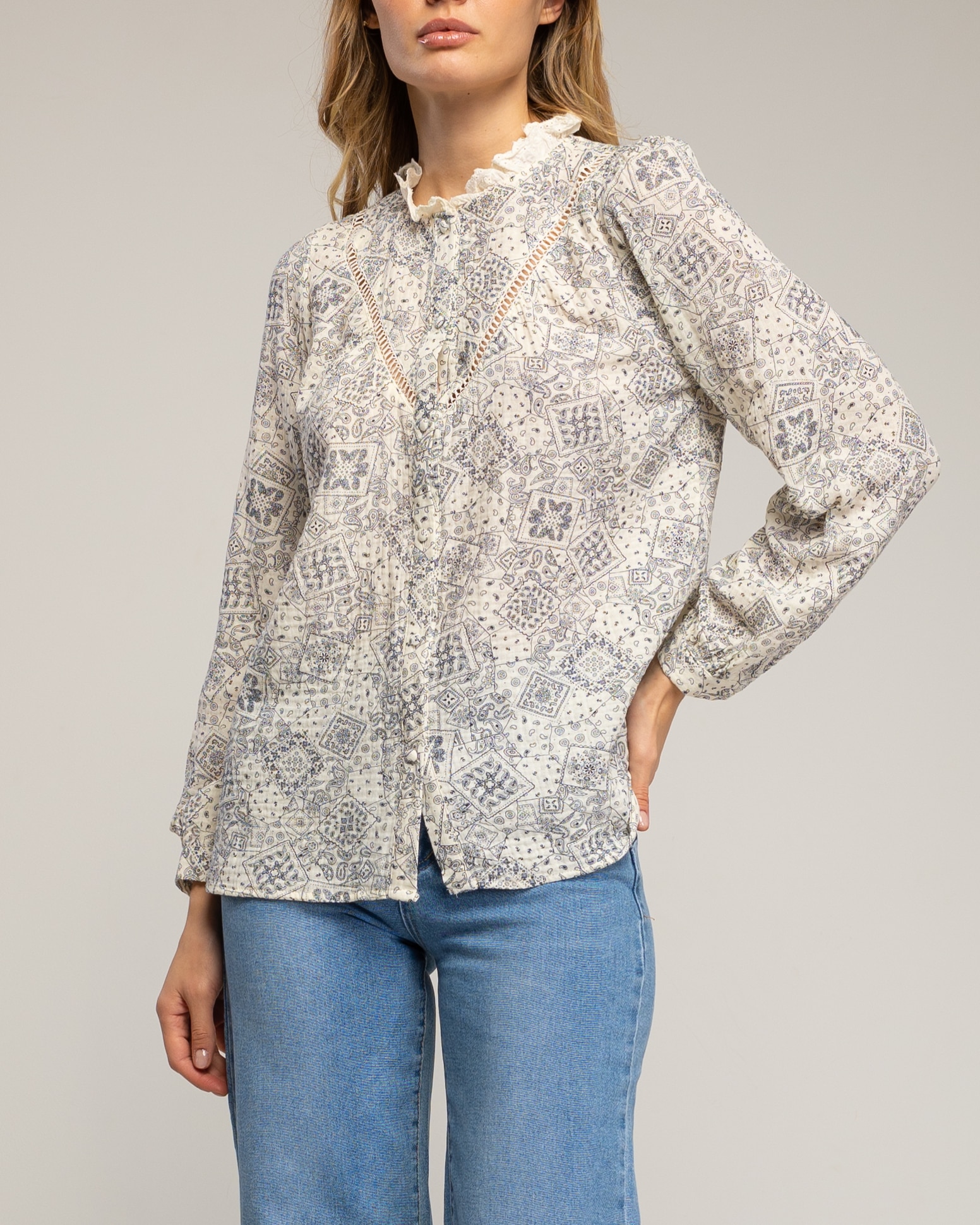 Camisa de mujer de algodón estampada con vainica en el pecho - Tantra - Blanco Blanco-3