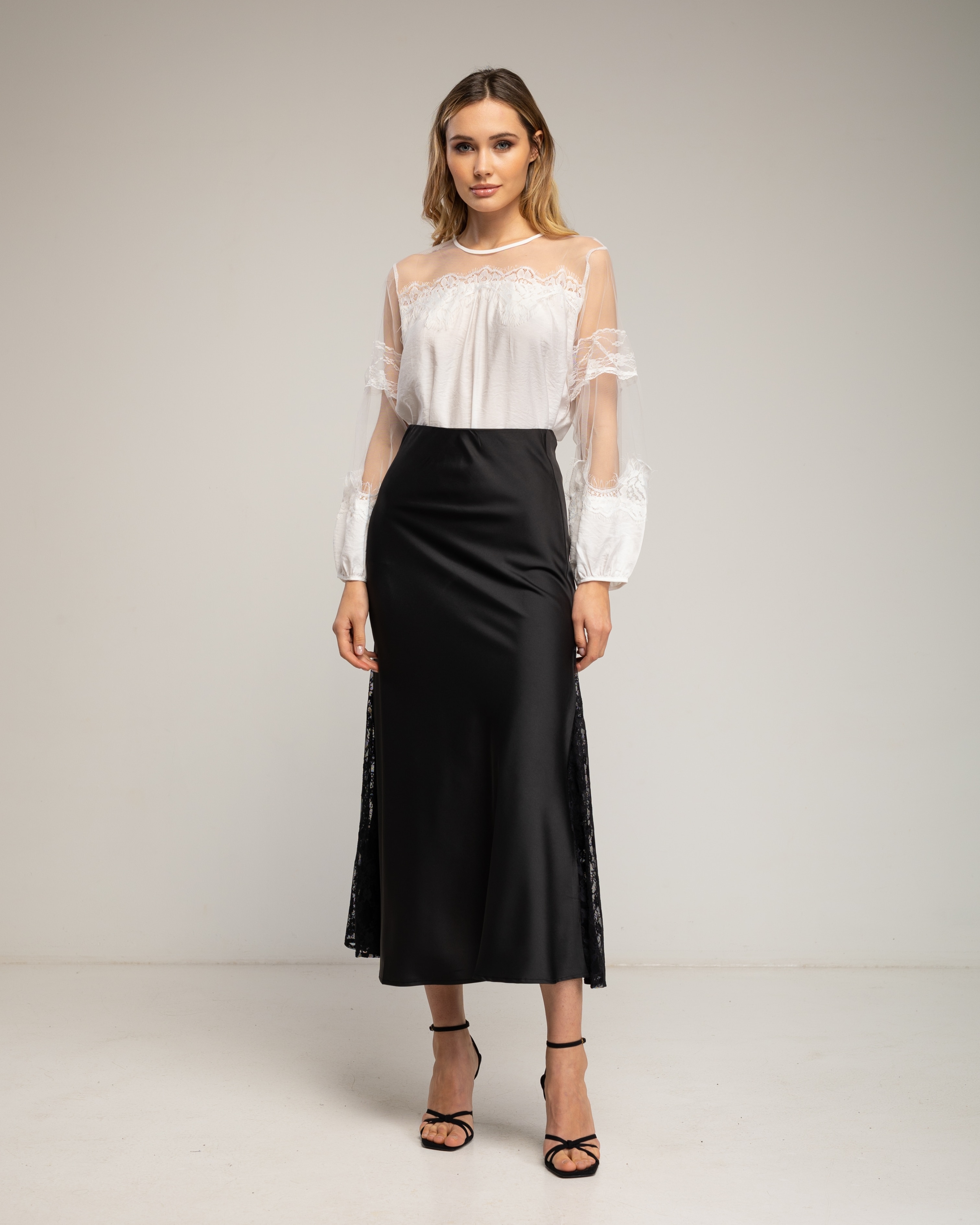 Blusa de mujer de gasa con mangas y hombros de tul - Tantra - Blanco Blanco-4