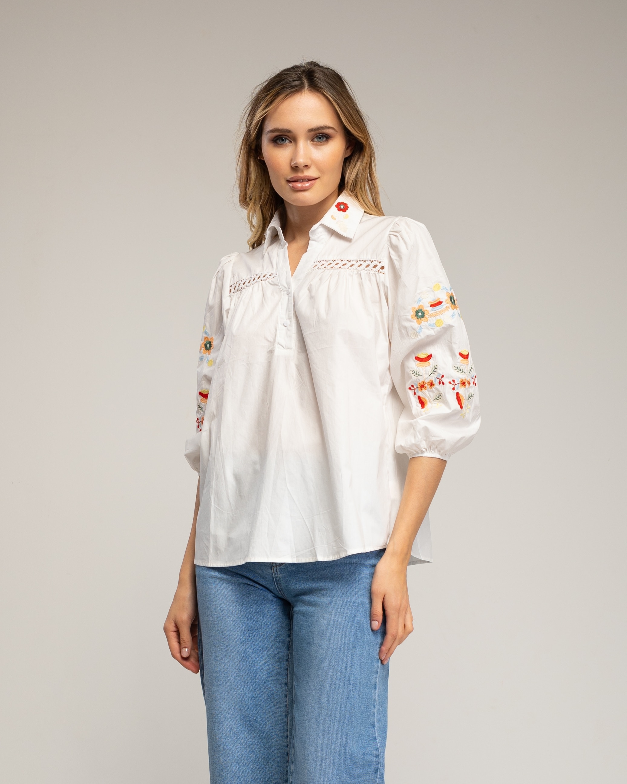 Camisa de mujer de algodón con manga farol con flores bordadas - Tantra - Blanco Blanco-1