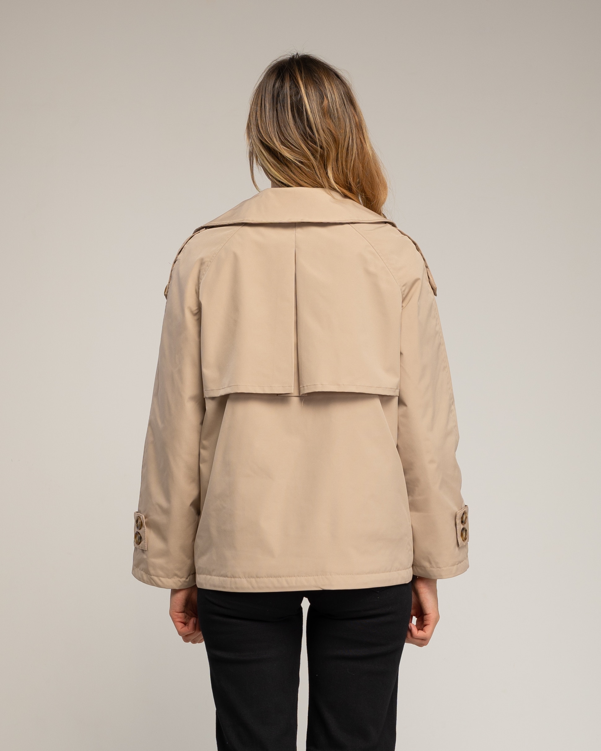 Gabardina de mujer corta acolchada e impermeable con doble botonadura - Tantra - Beige Beige-2