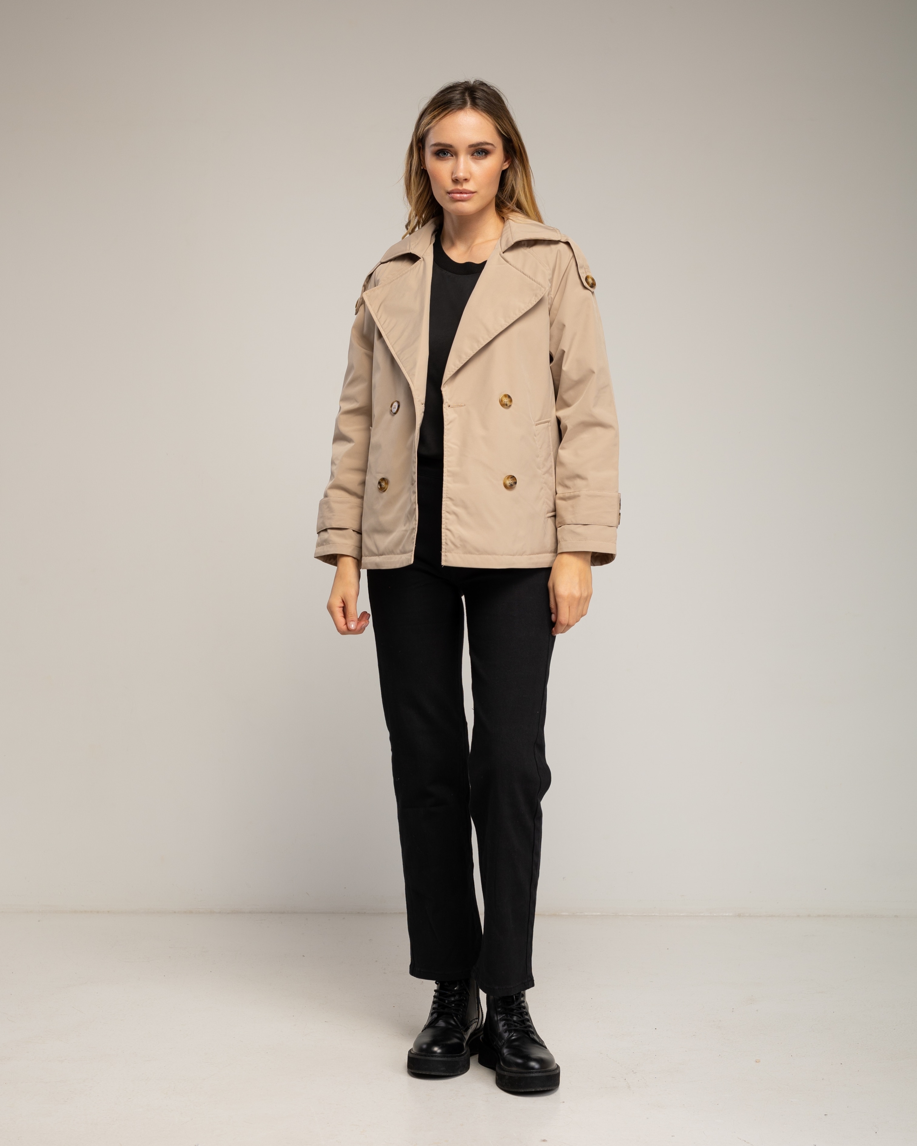 Gabardina de mujer corta acolchada e impermeable con doble botonadura - Tantra - Beige Beige-4