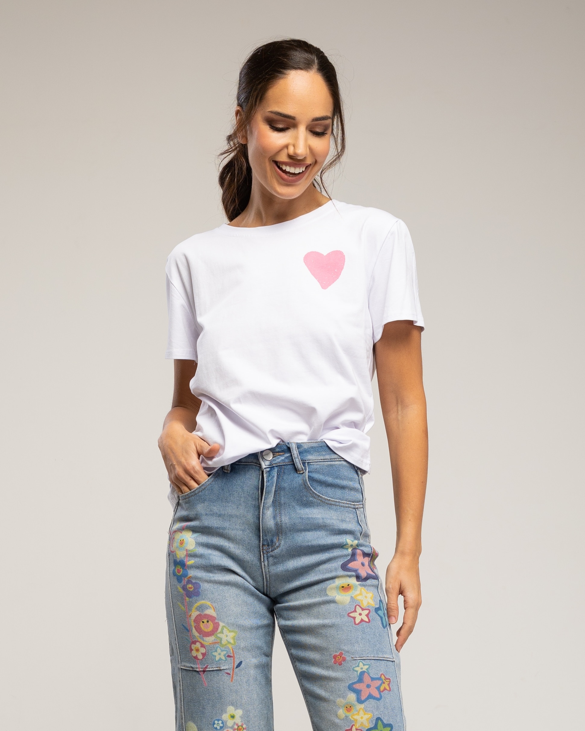 Tantra - Camisetade mujer de algodón con estampado de corazón.