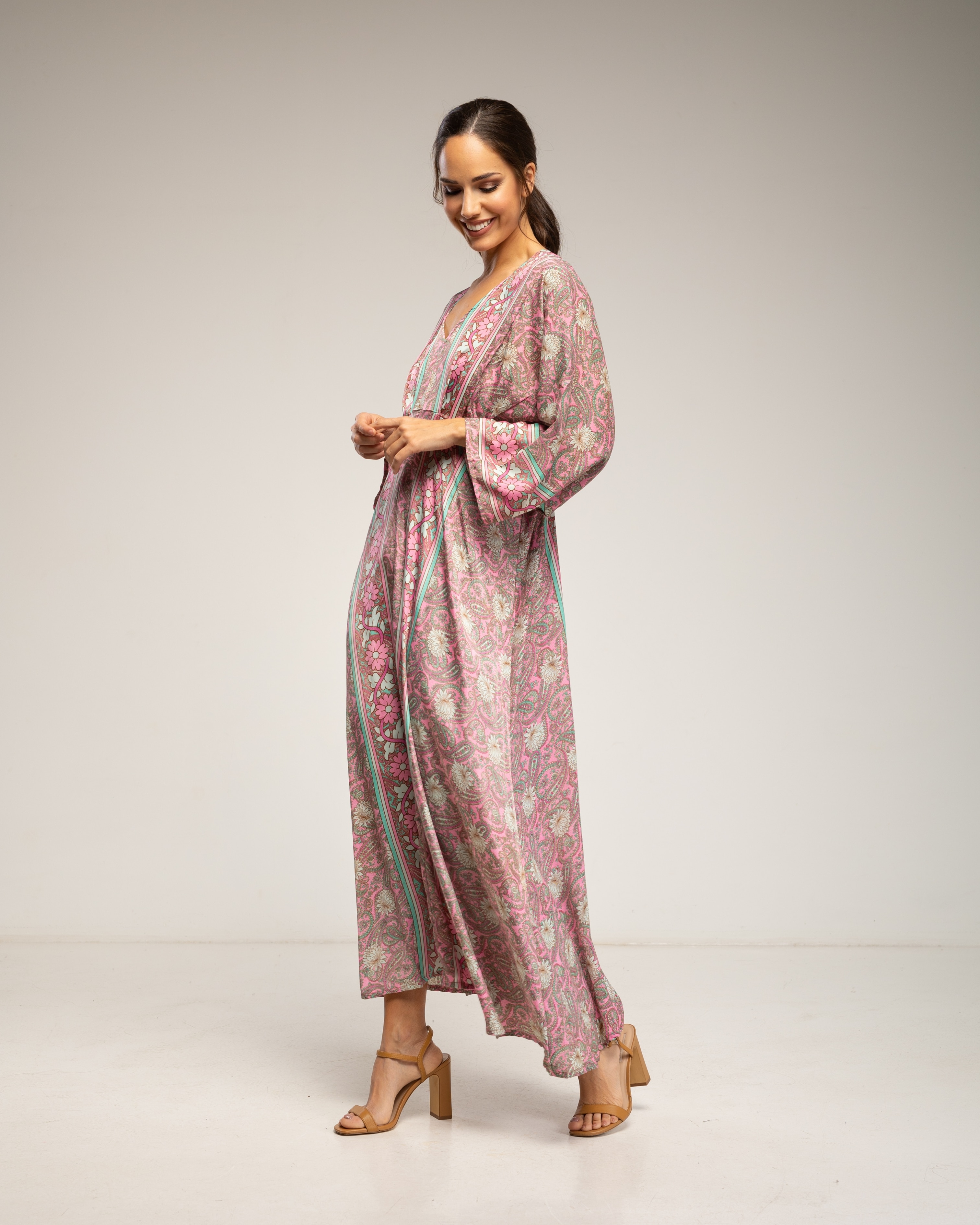 Vestido maxi estampado con cuello pico y cintura elástica - Tantra - Rosa Rosa-2