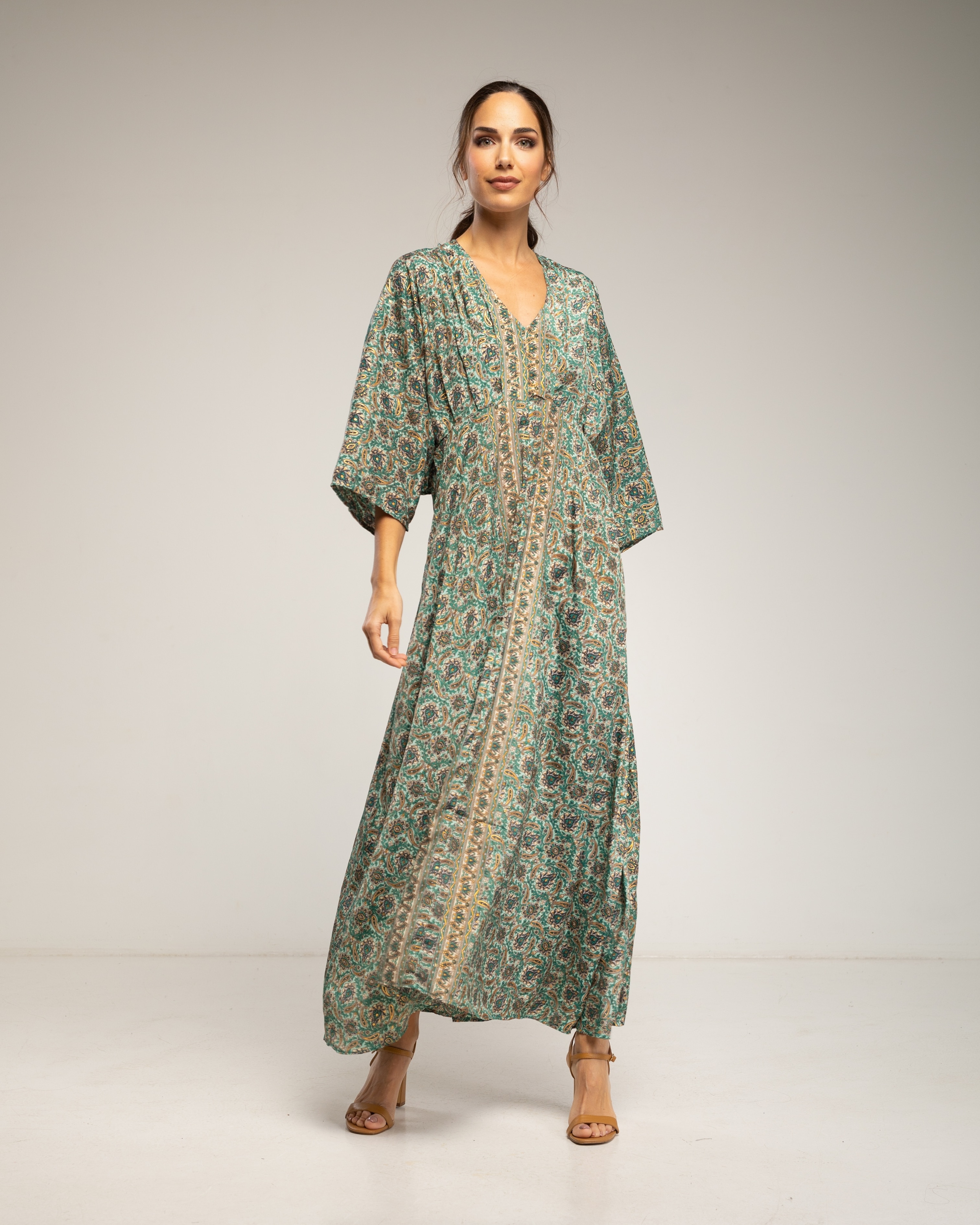 Vestido maxi estampado con cuello pico y cintura elástica - Tantra - Verde oscuro Verde oscuro-1
