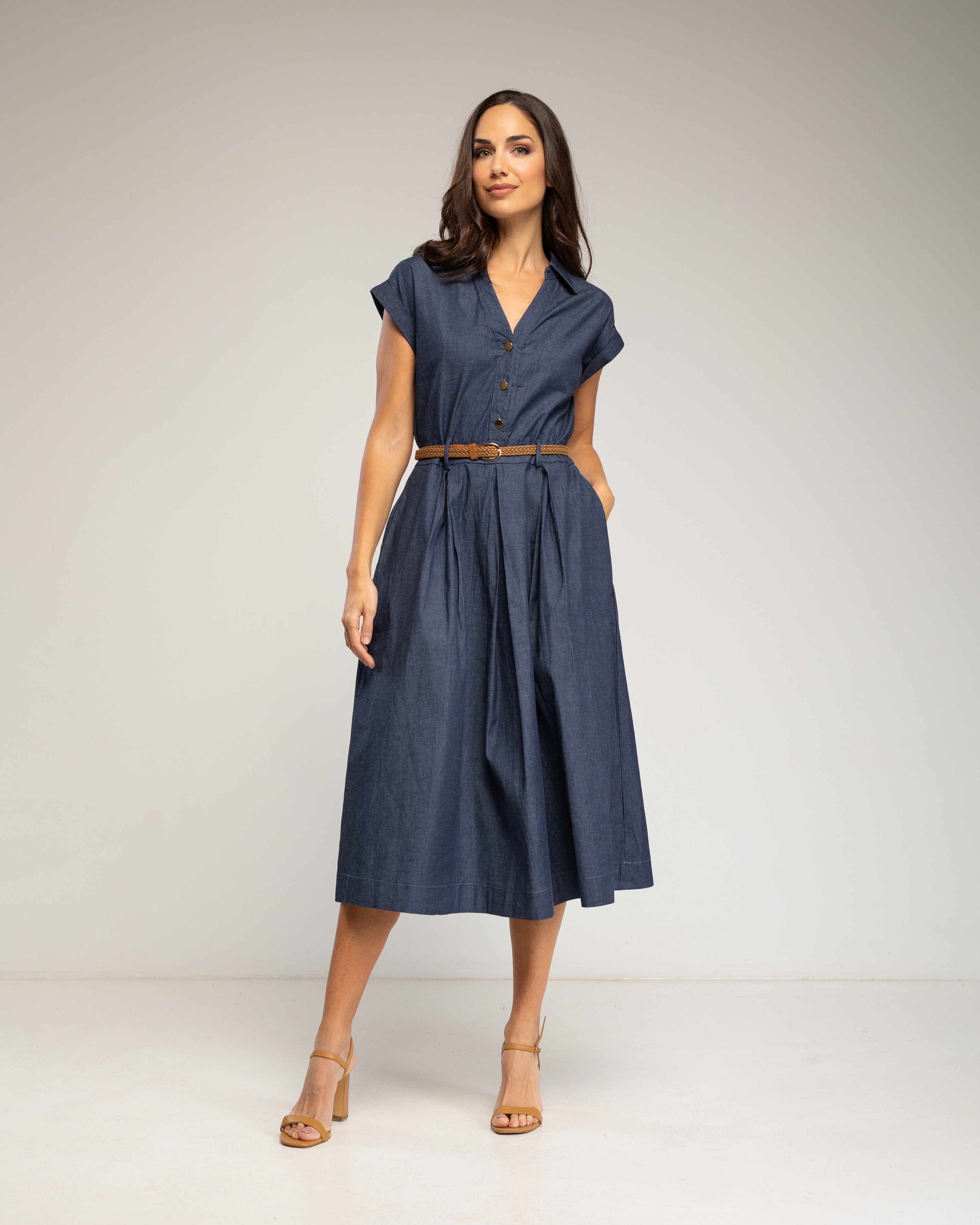 Tantra - Vestido midi de algodón denim ccon falda de vuelo con bolsillos.