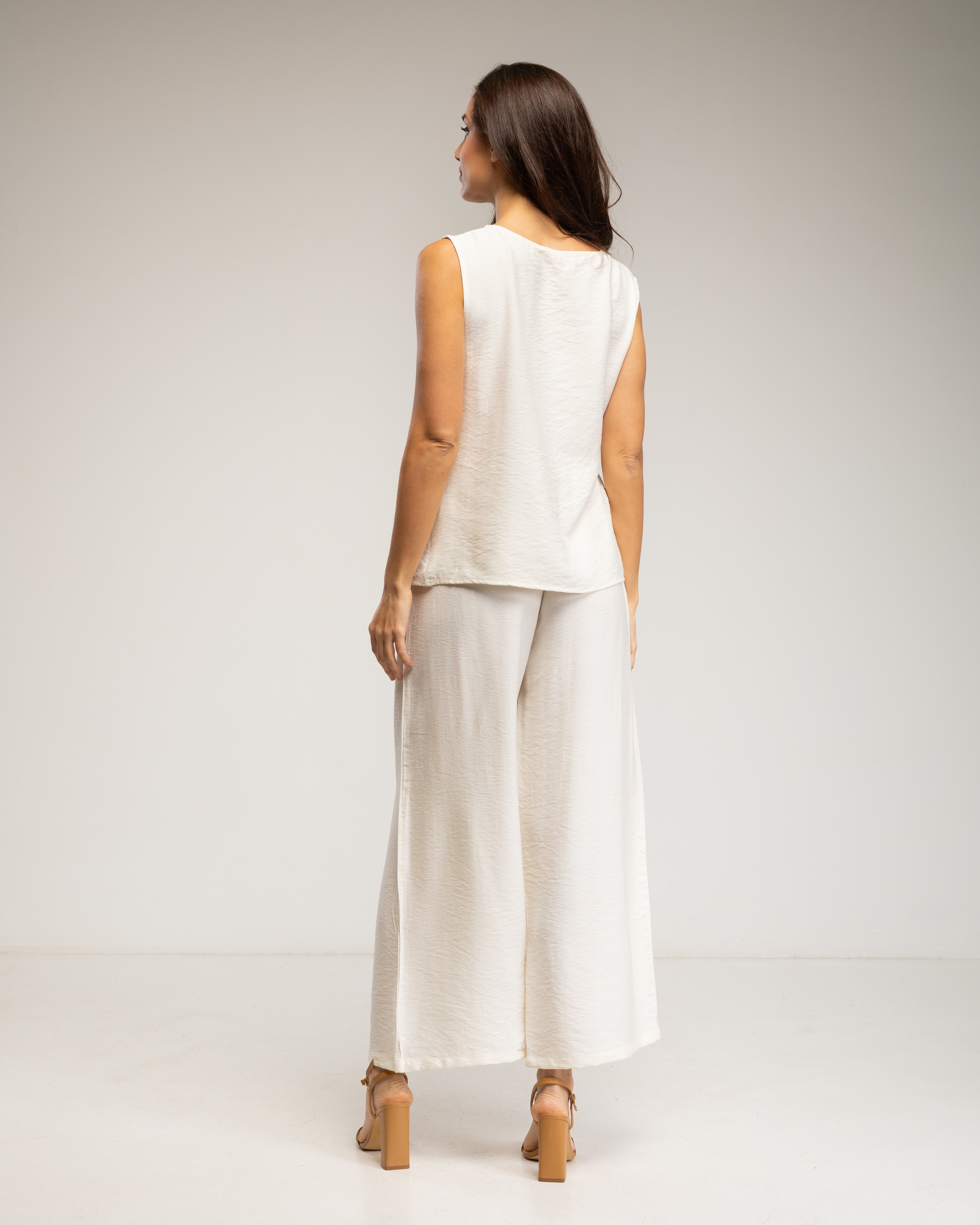 Conjunto de mujer de top sin mangas con lazada y pantalon elástico - Tantra - Beige Crudo-2