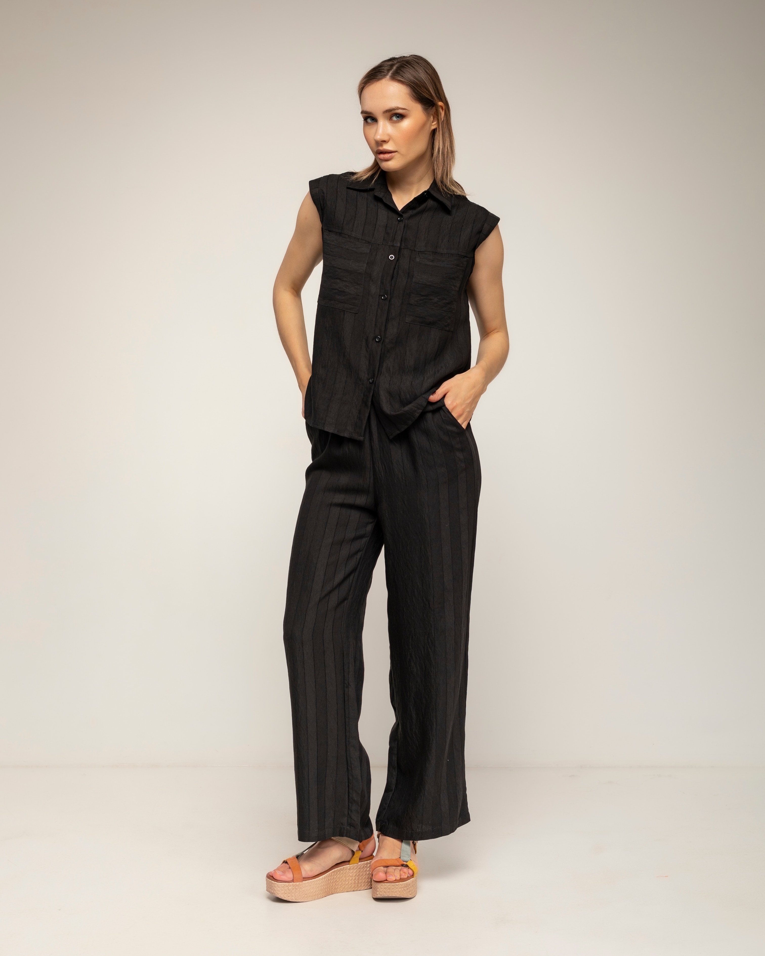 Conjunto de mujer con algodón, de camisa y pantalón con textura - Tantra - Negro Negro-1