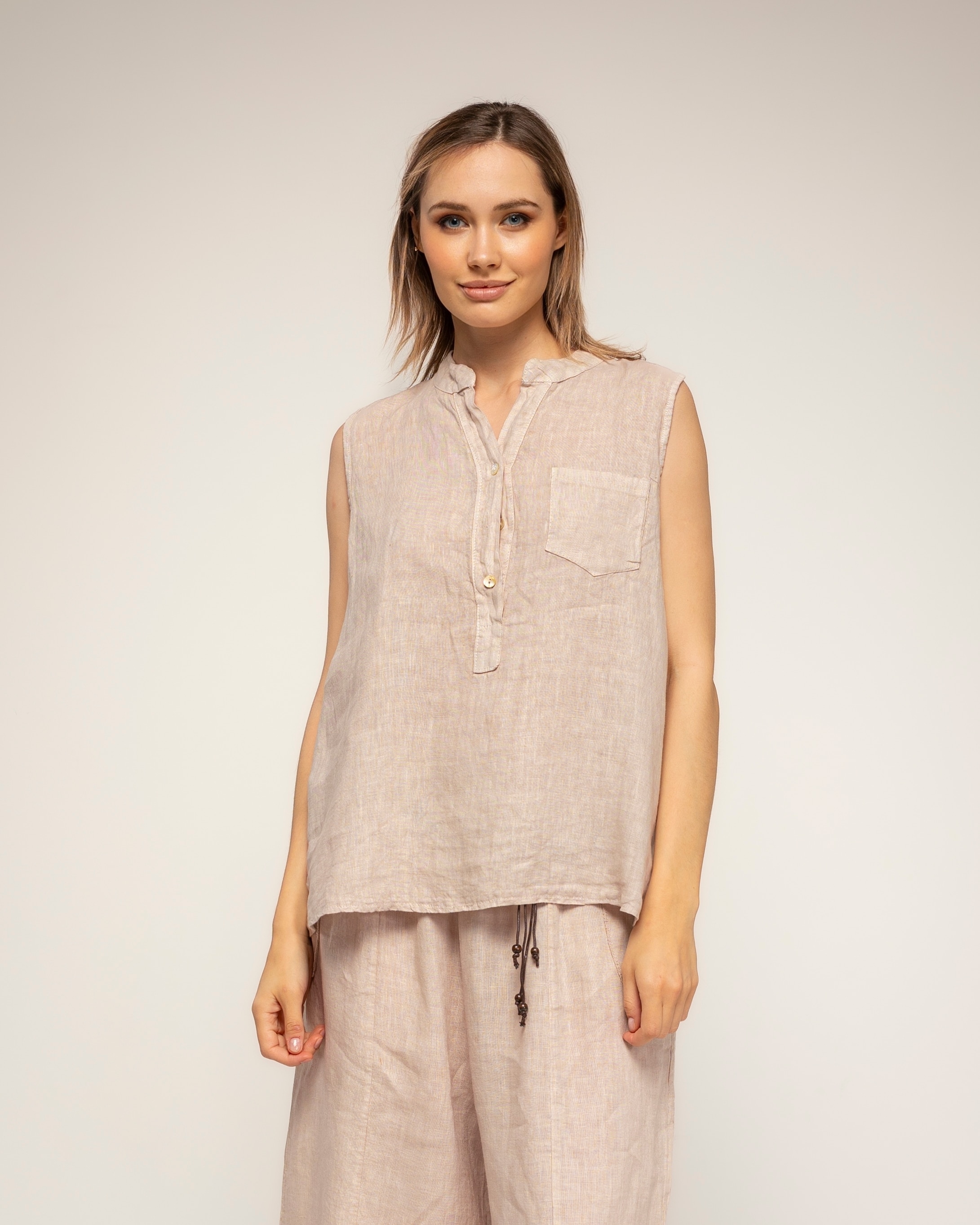 Tantra - Top de mujer 100% lino con bolsillo y sin mangas.
