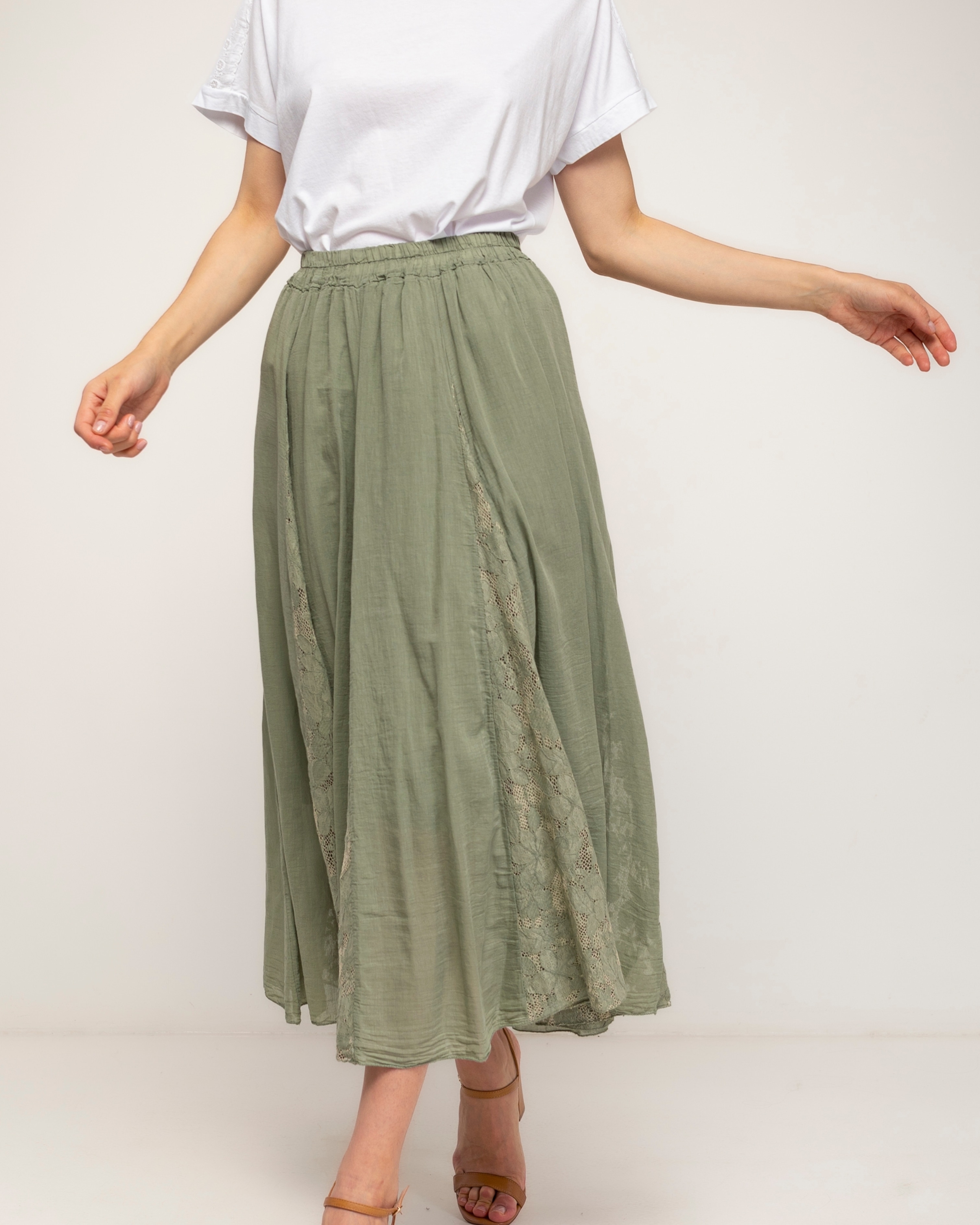 Falda 100% algodón de vuelo con detalles de encaje - Tantra - Verde militar Verde militar-4