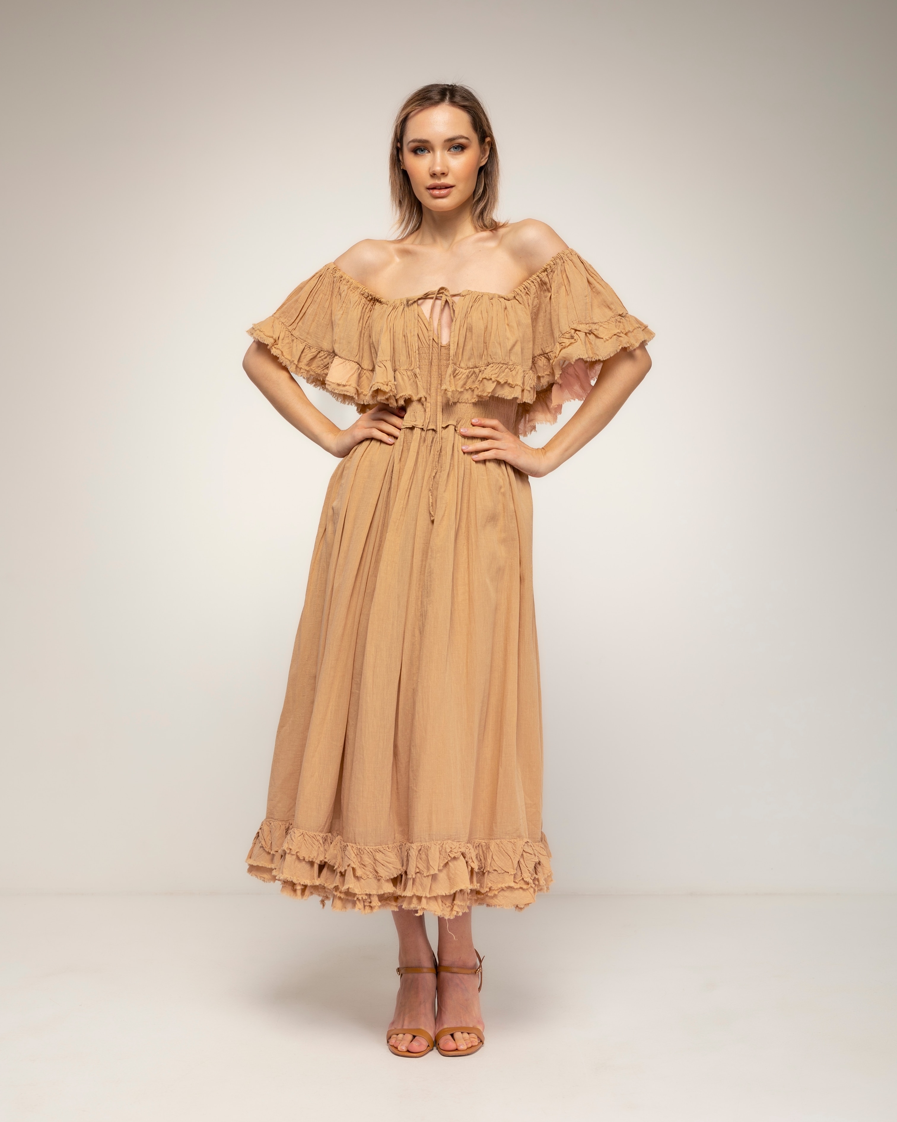 Tantra - Vestido 100% algodón, midi con cuello barco.