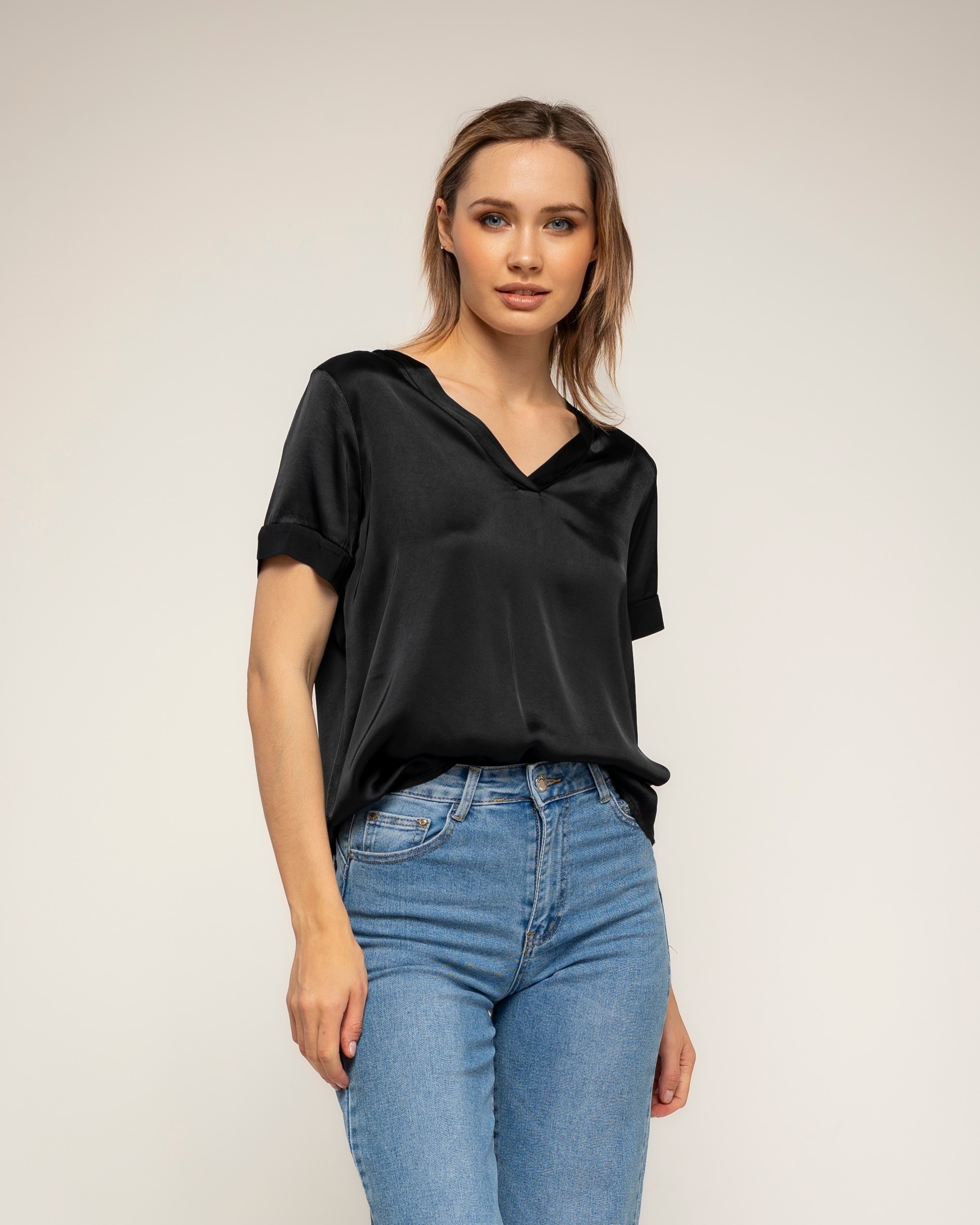 Top de mujer con seda con cuello pico - Tantra - Negro Negro-1