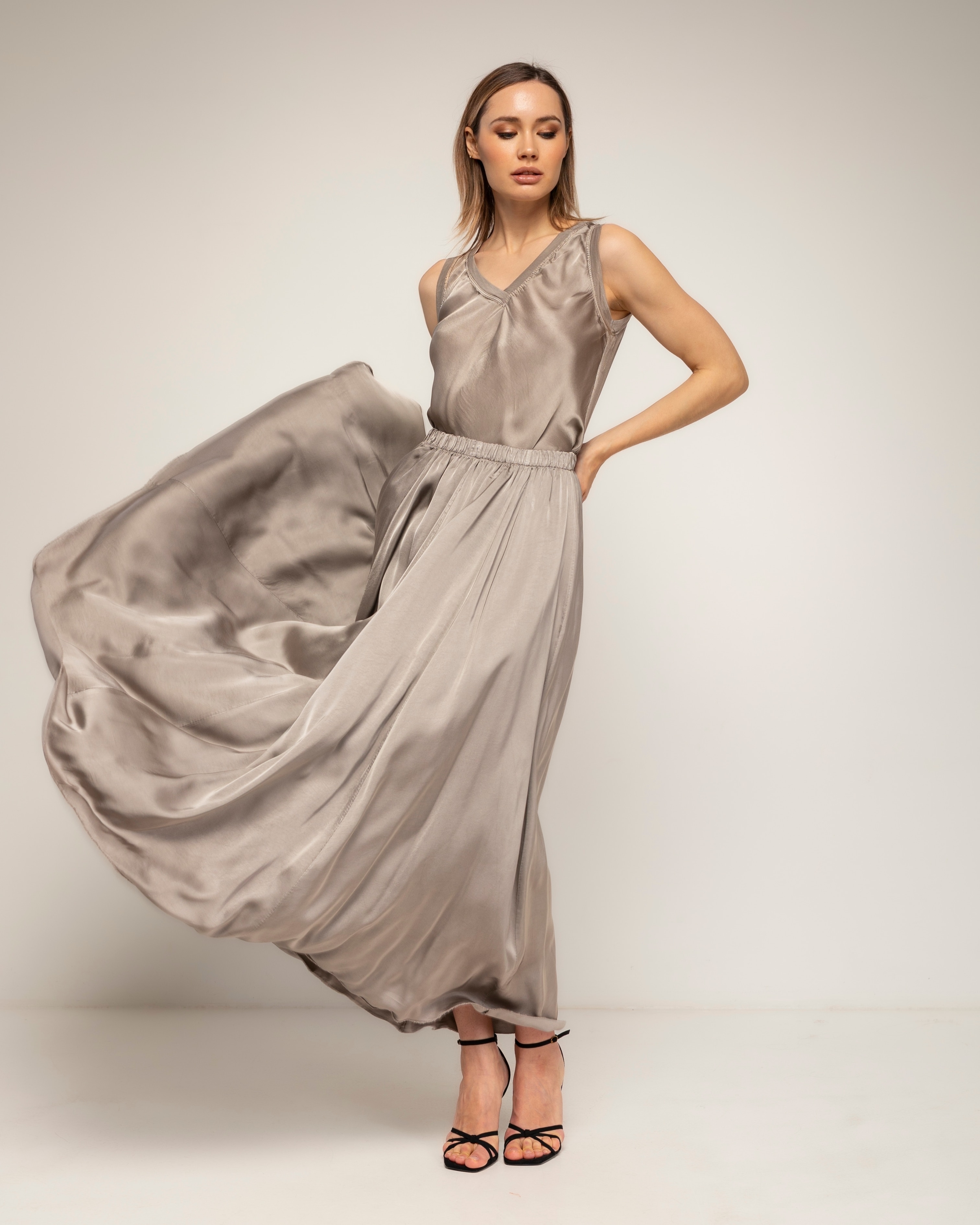 Falda larga con seda de vuelo con cintura elástica - Tantra - Beige Beige-1