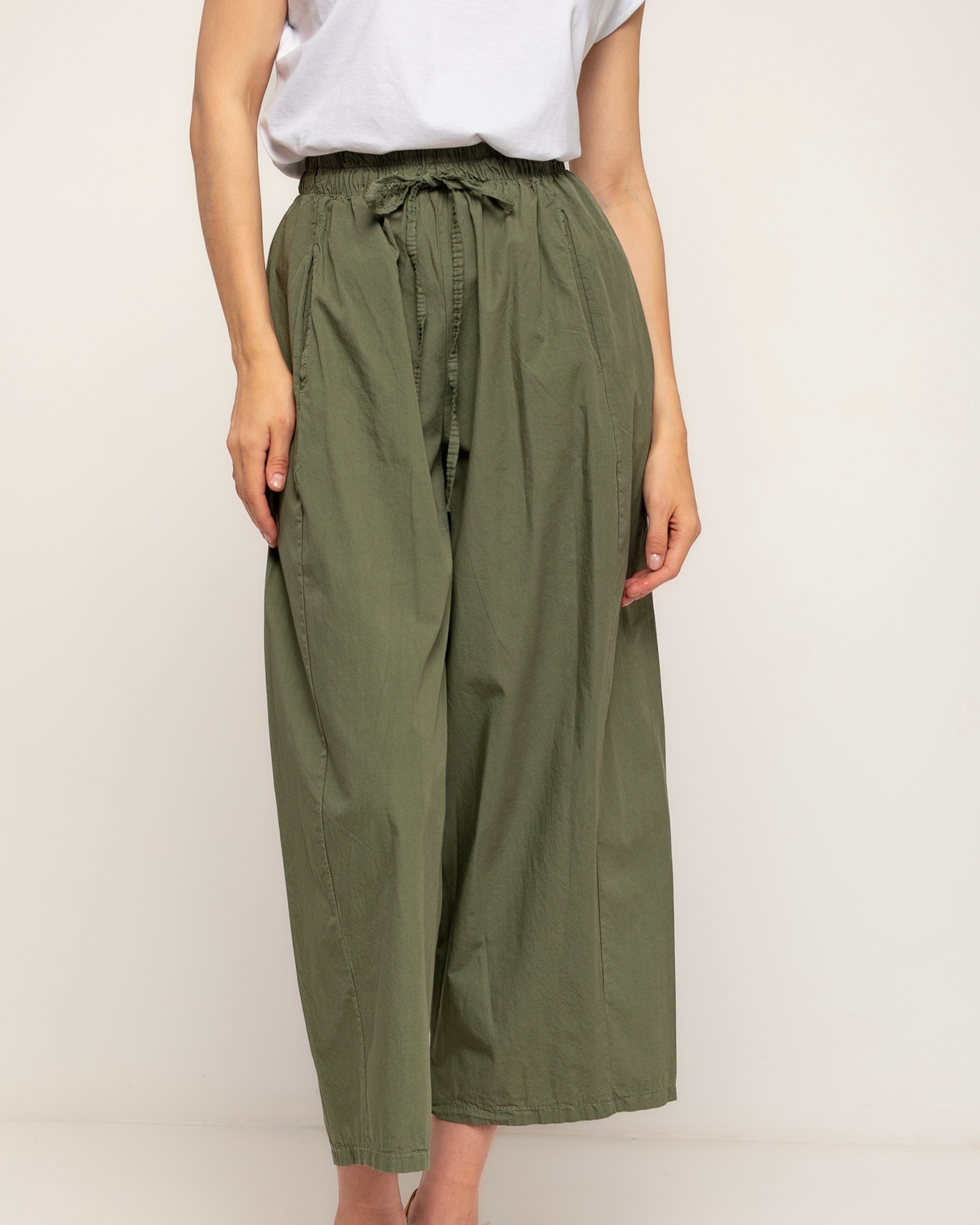 Pantalón de mujer 100% algodón, recto con bolsillos - Tantra - Verde militar Verde militar-4