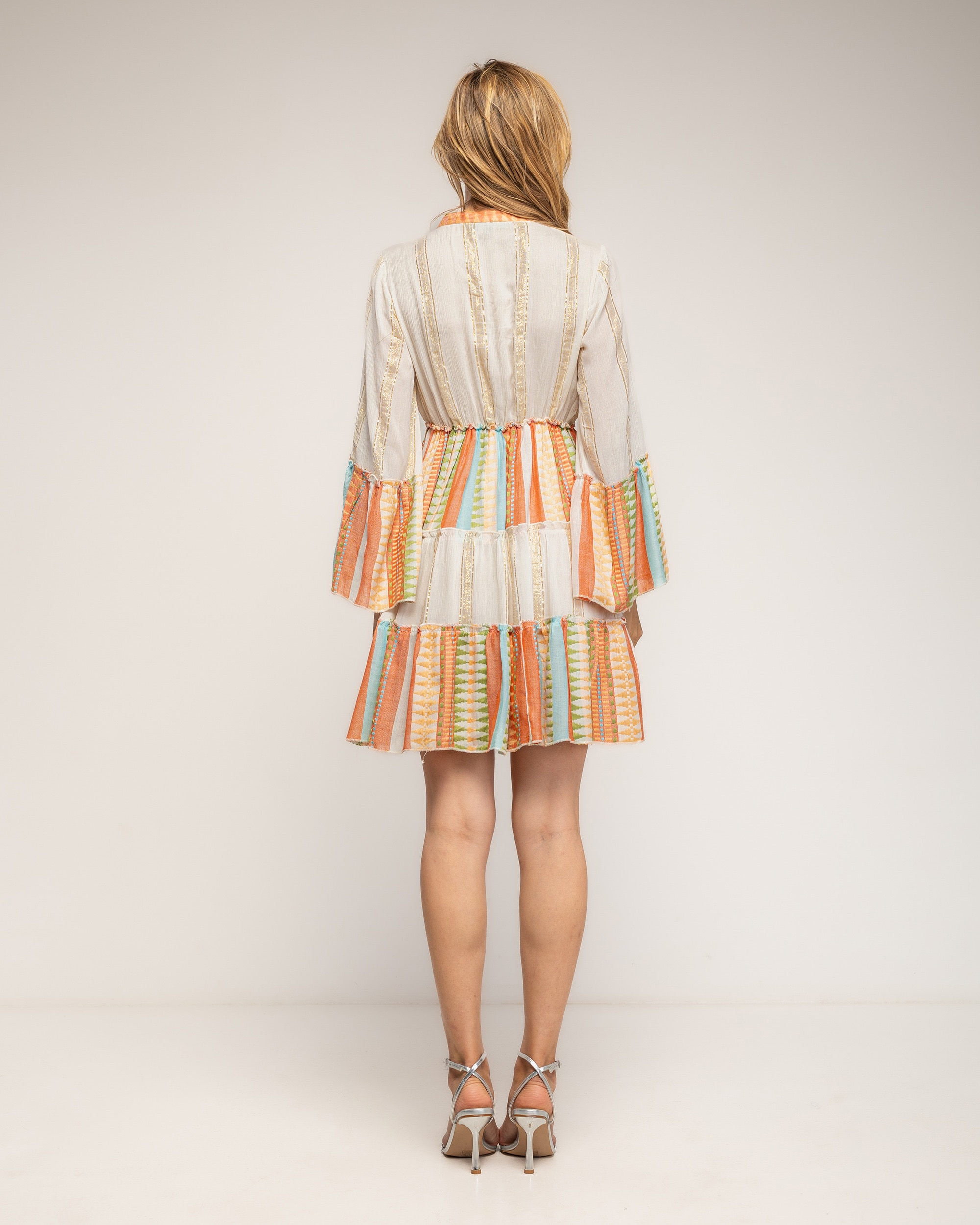 Imagen 3 de Vestido corto con bordados fluor y lentejuelas - Tantra - Blanco Blanco
